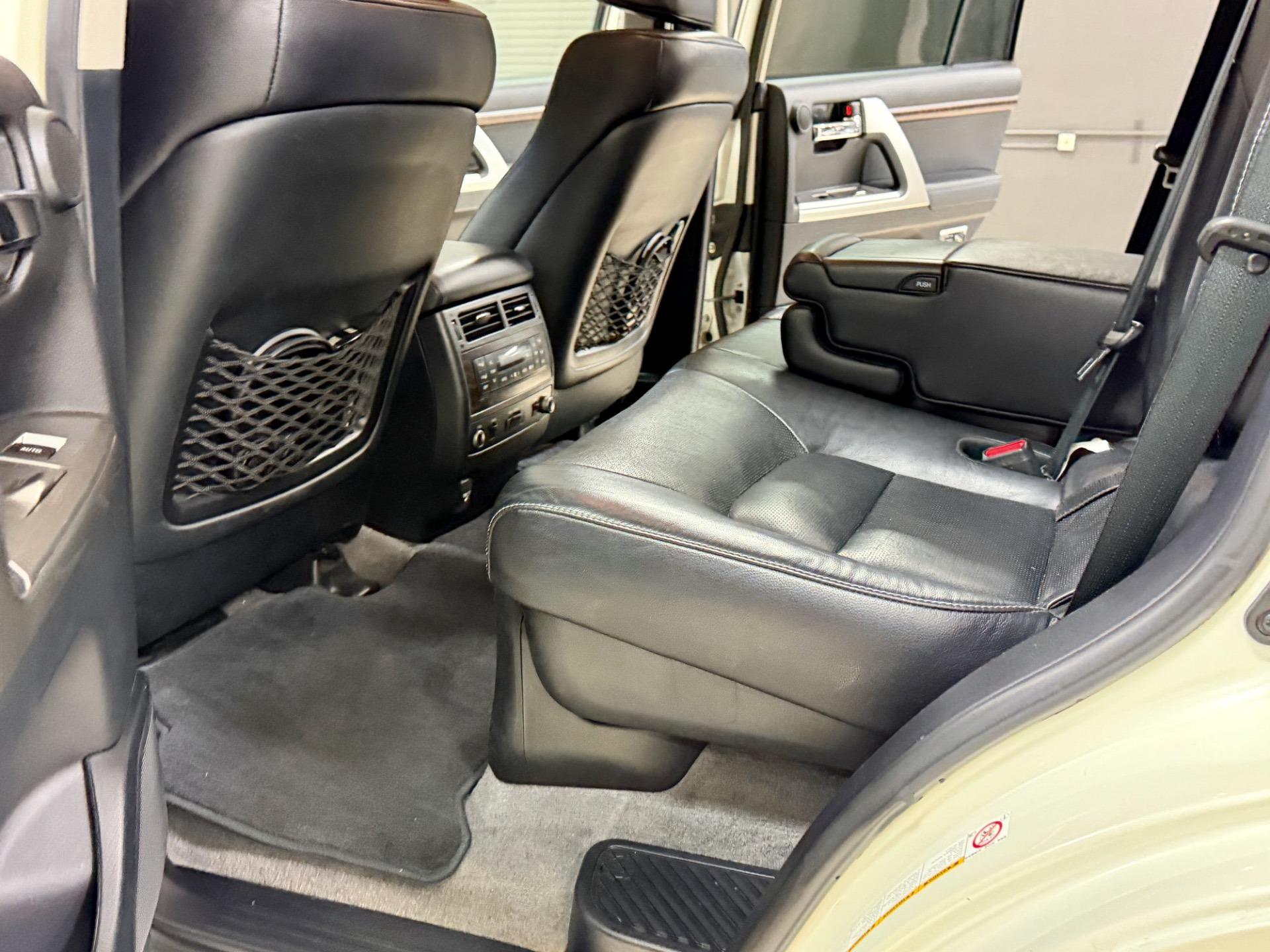 2013 Toyota Land Cruiser