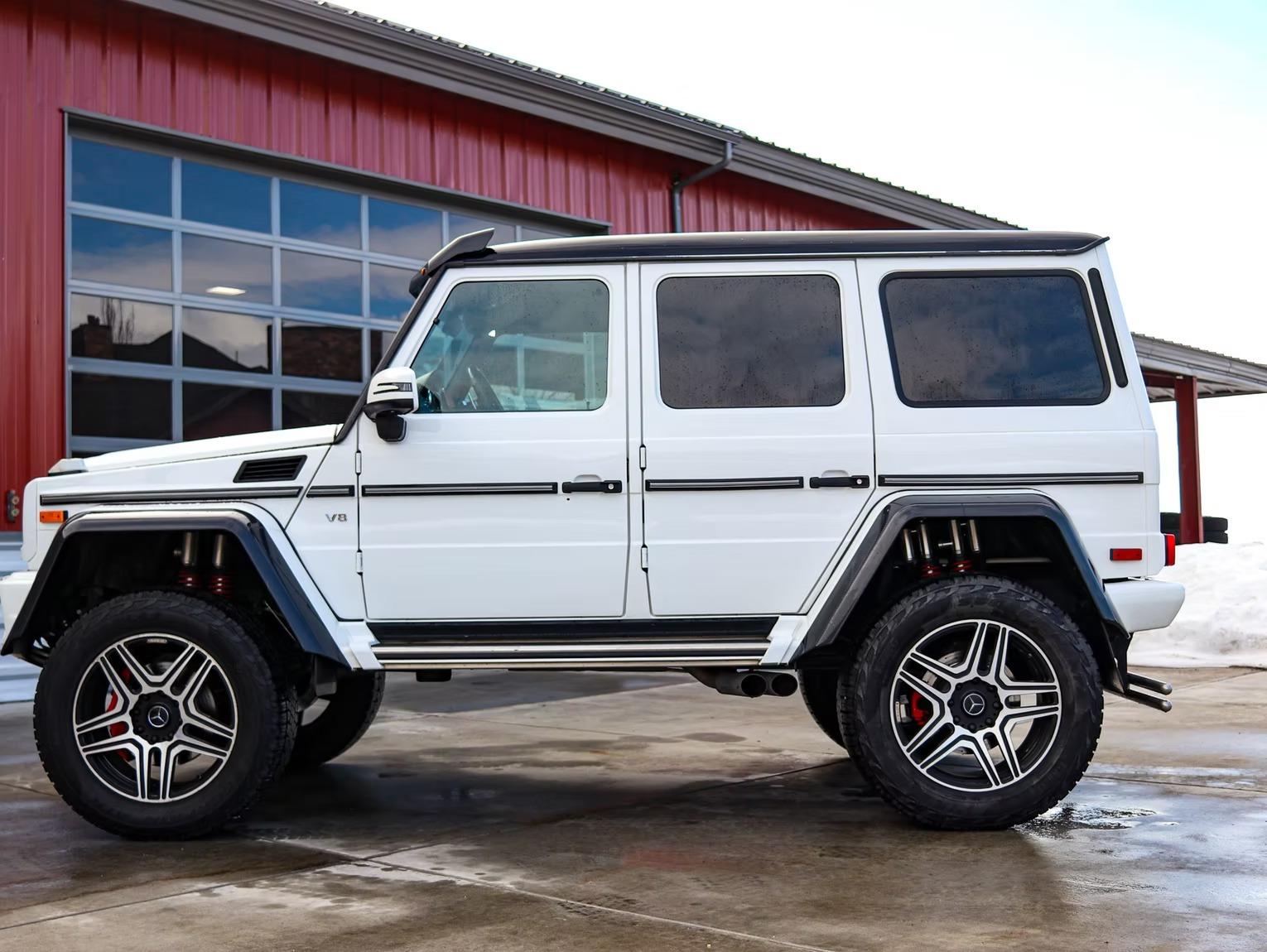 2017 Mercedes-Benz G550 4x4 Squared Pickup