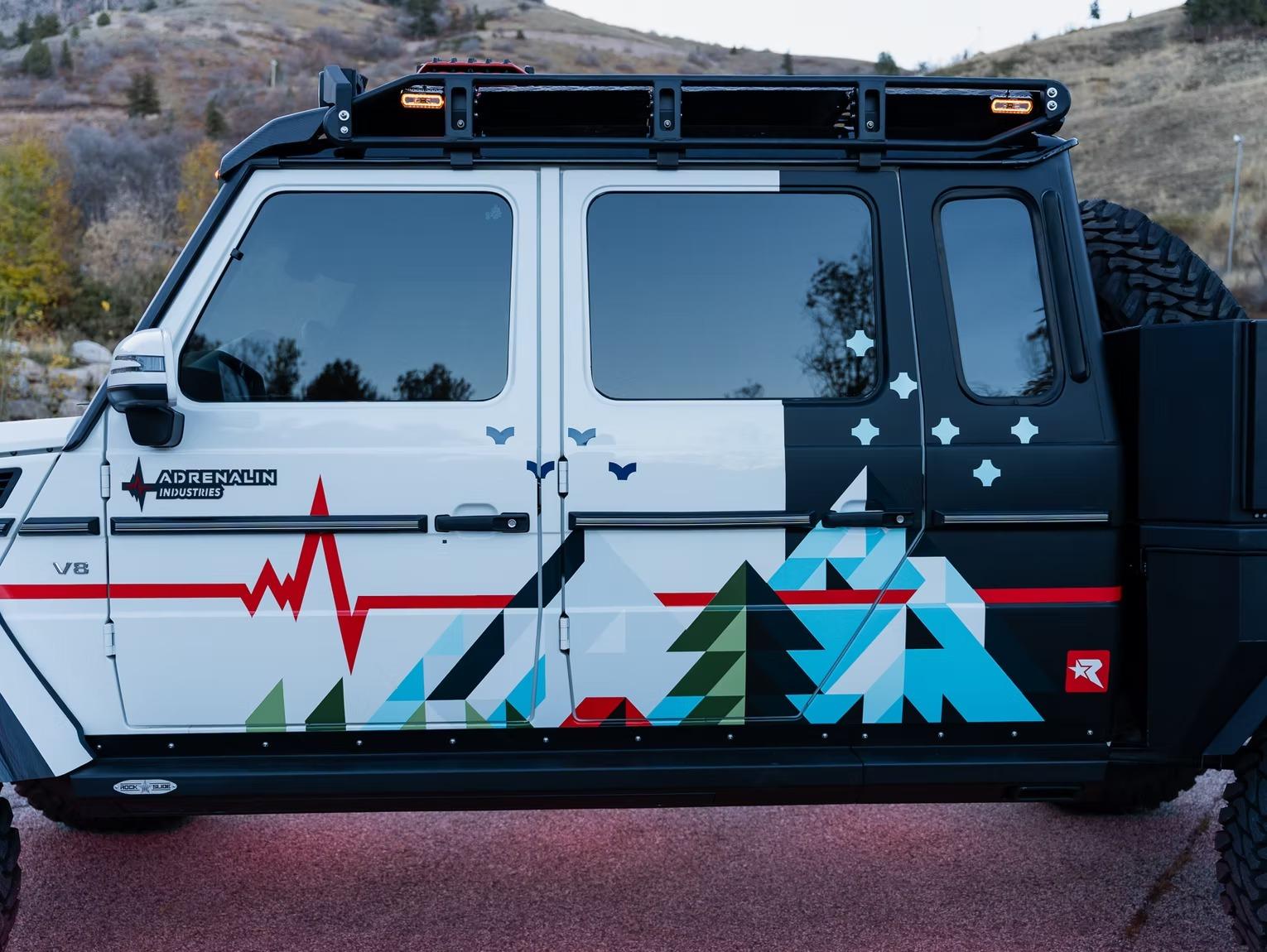 2017 Mercedes-Benz G550 4x4 Squared Pickup