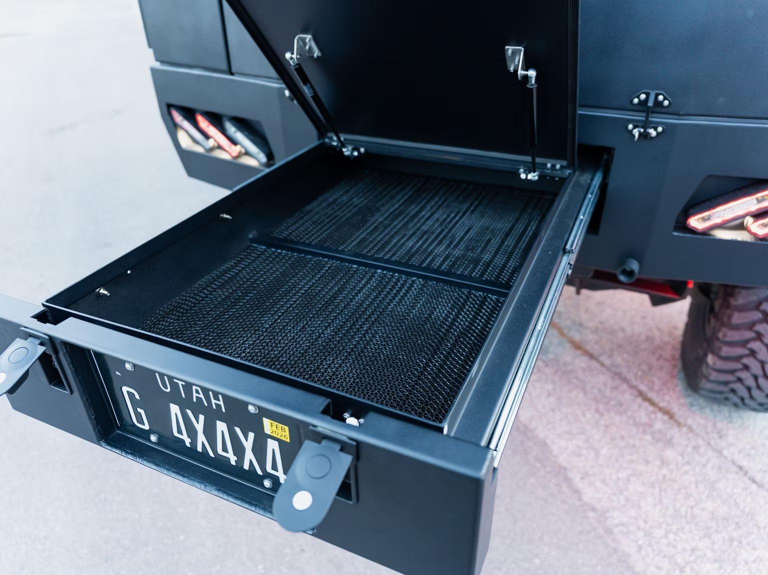 2017 Mercedes-Benz G550 4x4 Squared Pickup