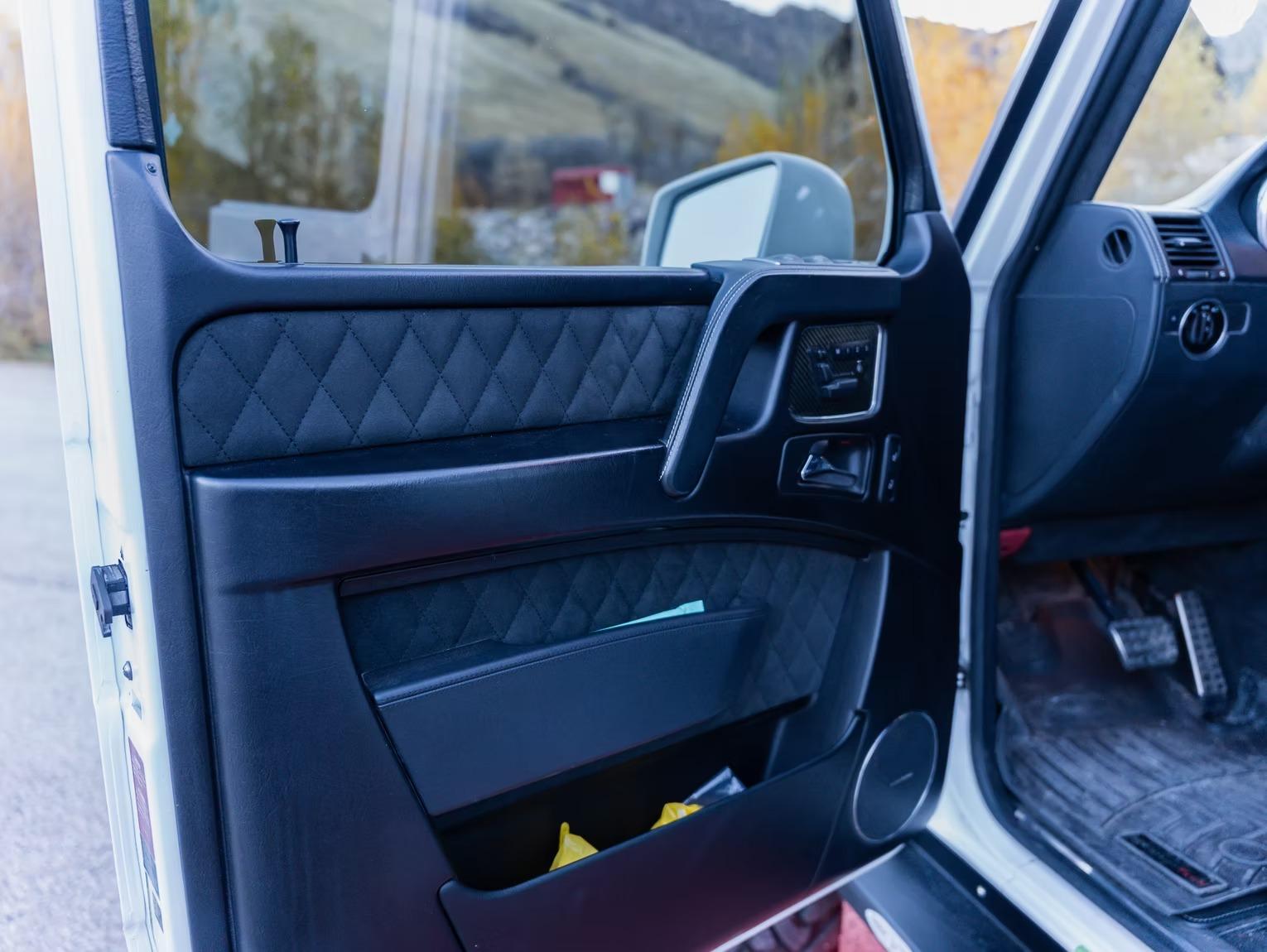 2017 Mercedes-Benz G550 4x4 Squared Pickup