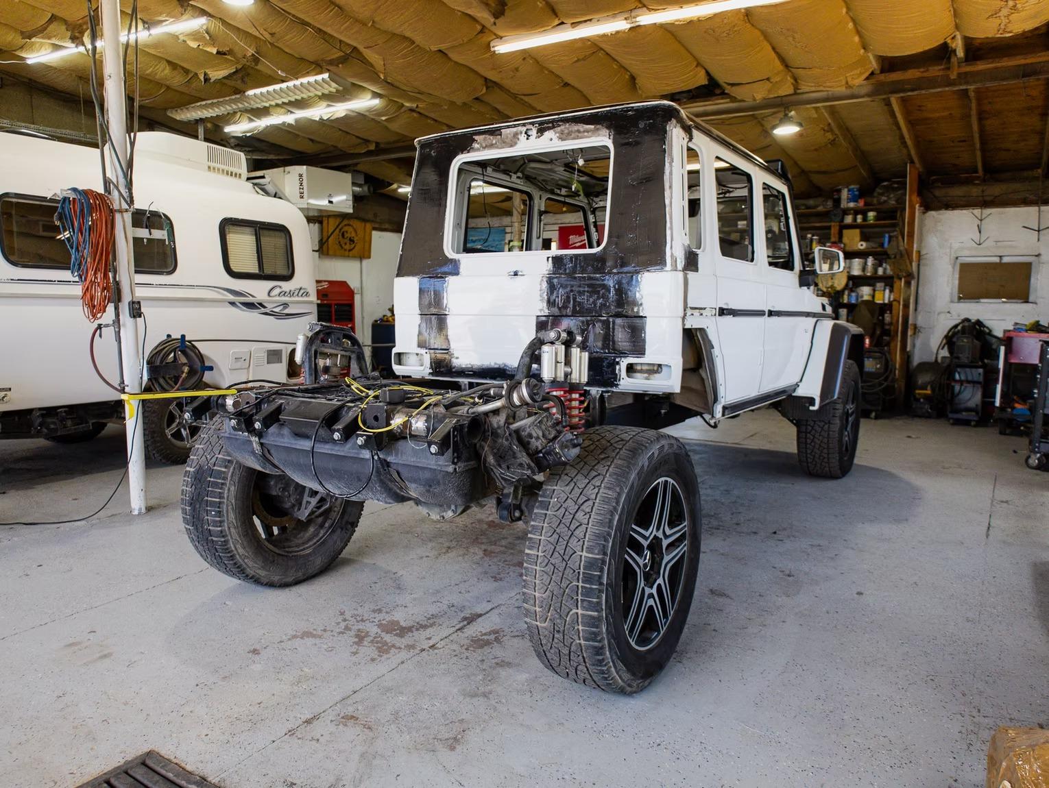 2017 Mercedes-Benz G550 4x4 Squared Pickup