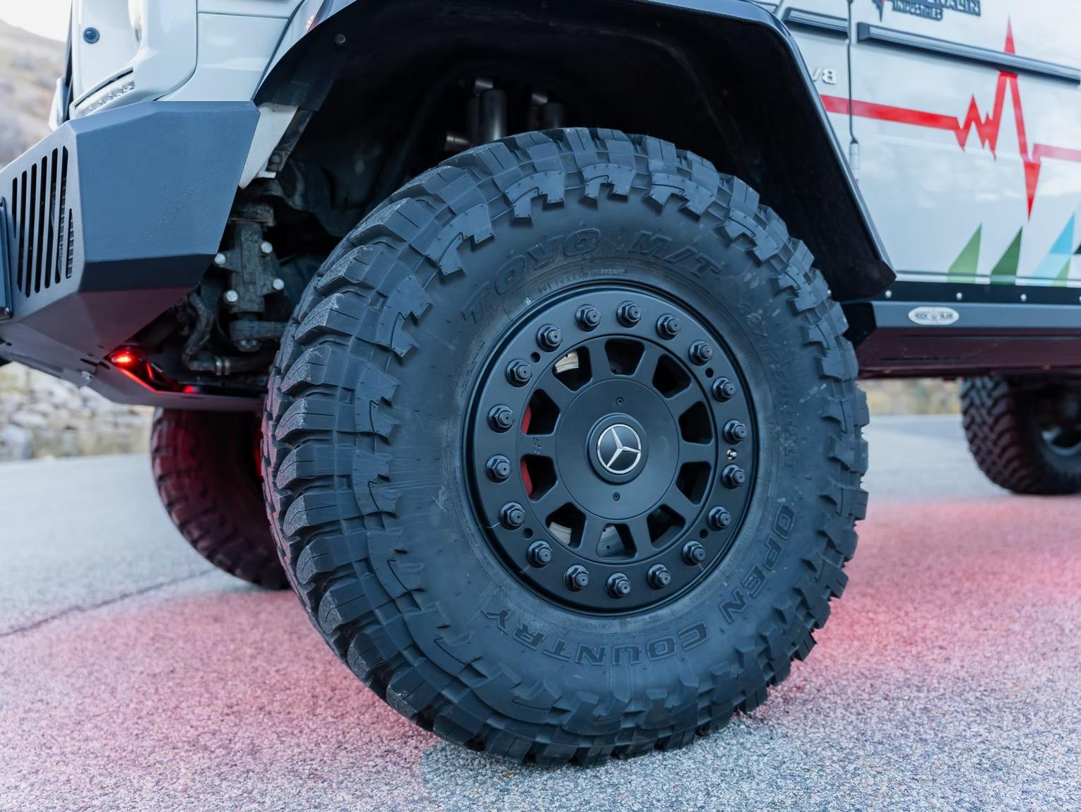 2017 Mercedes-Benz G550 4x4 Squared Pickup