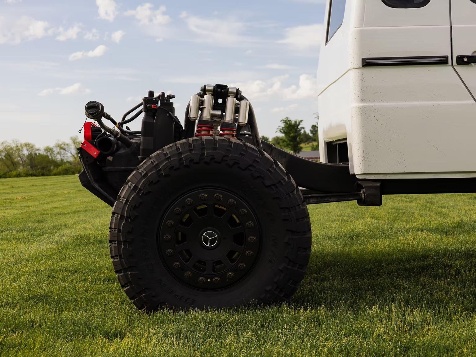 2017 Mercedes-Benz G550 4x4 Squared Pickup