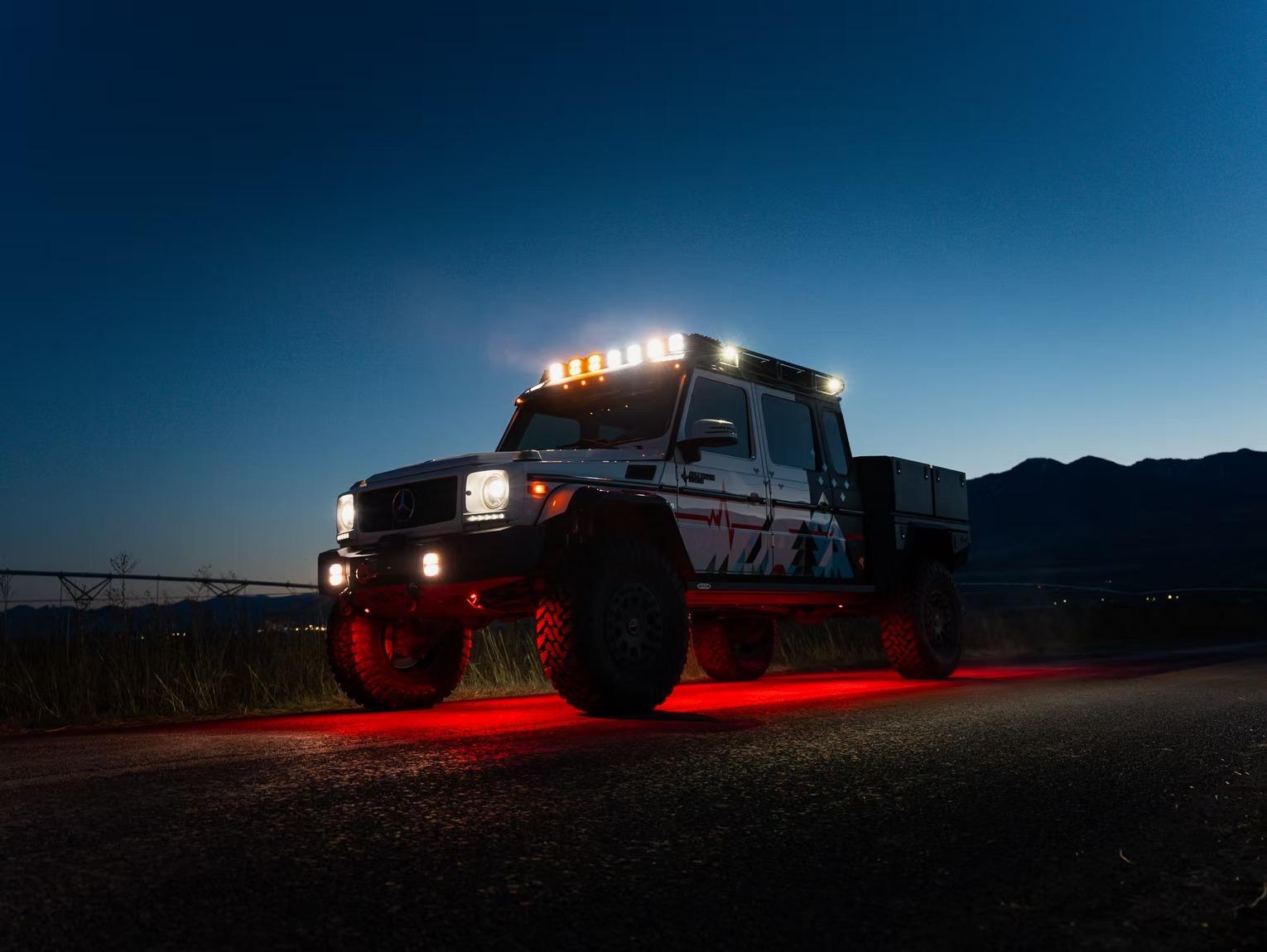 2017 Mercedes-Benz G550 4x4 Squared Pickup