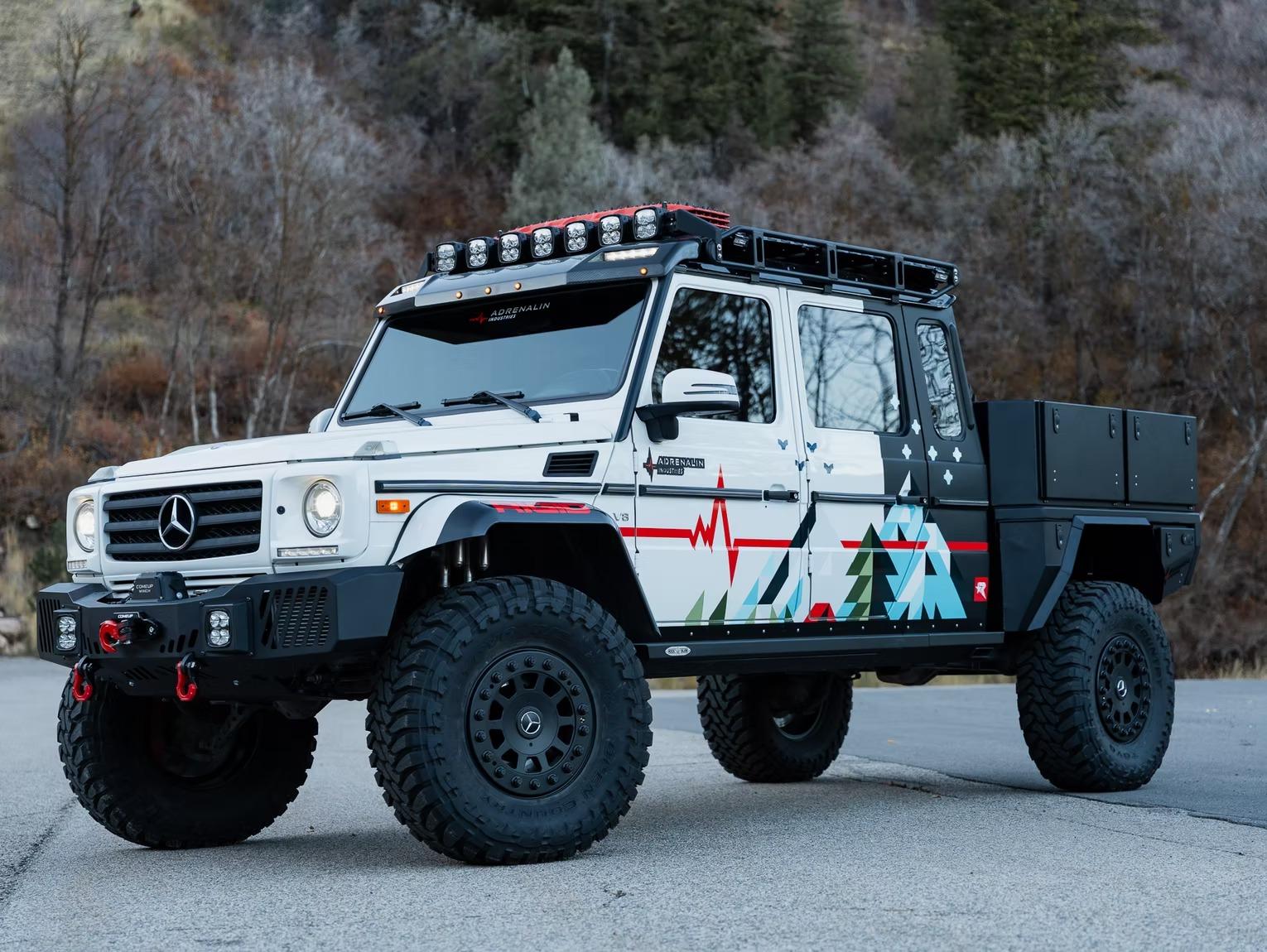 2017 Mercedes-Benz G550 4x4 Squared Pickup