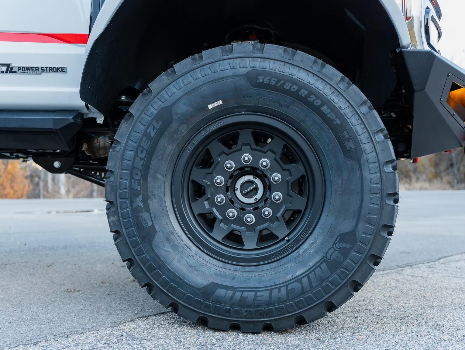 2025 Adrenalin Overkill 6-Door