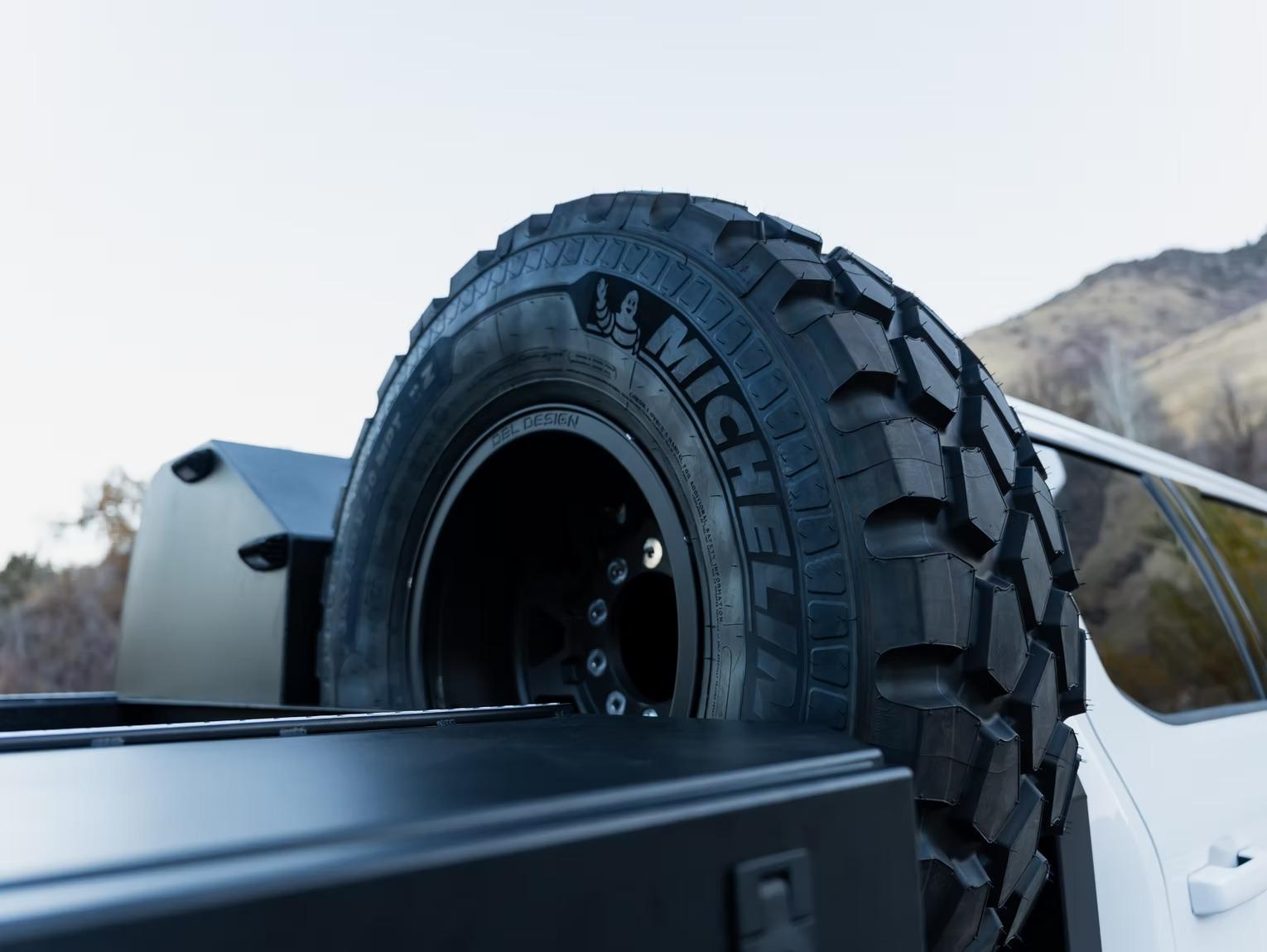 2025 Adrenalin Overkill 6-Door