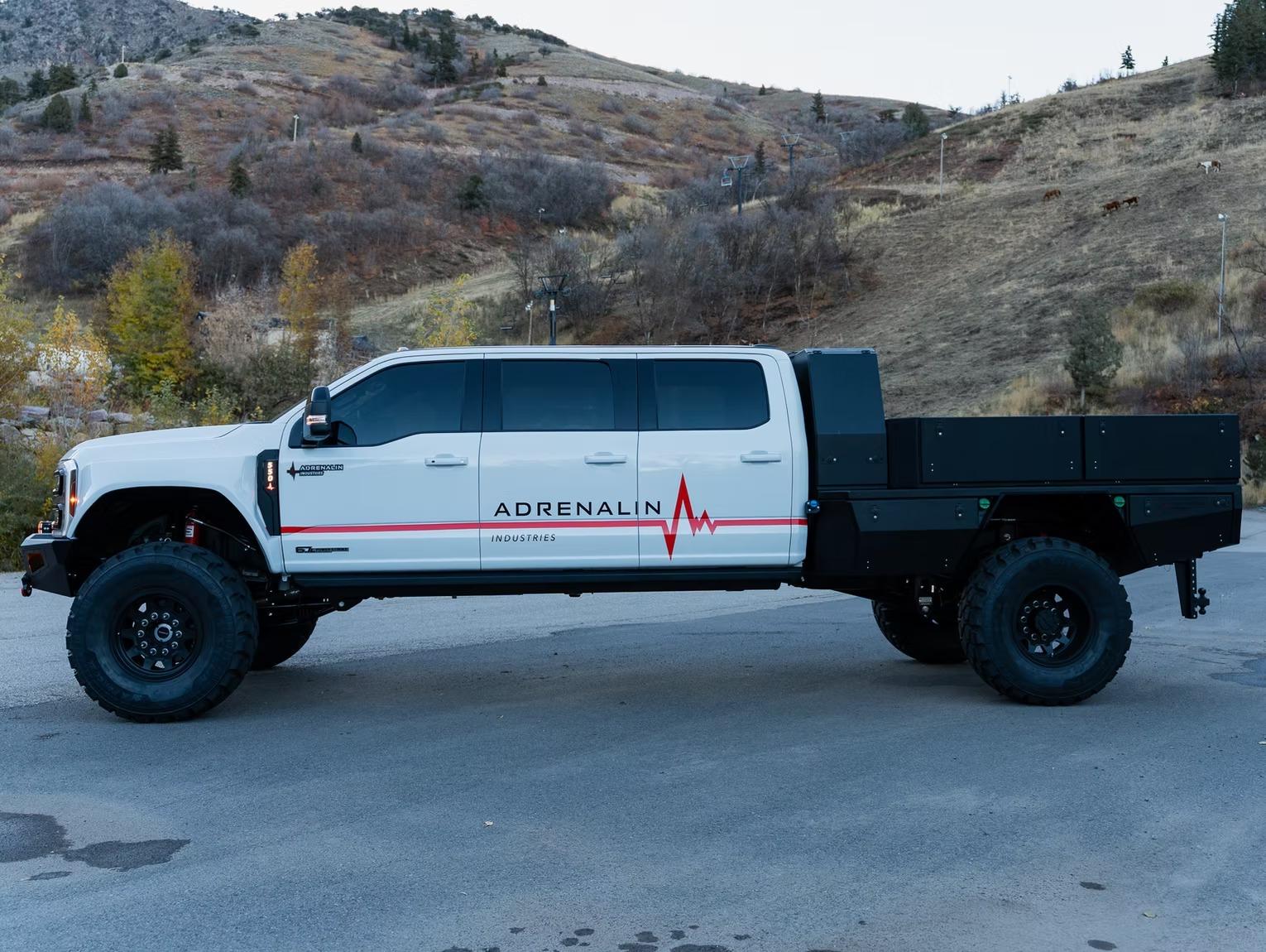 2025 Adrenalin Overkill 6-Door - 2