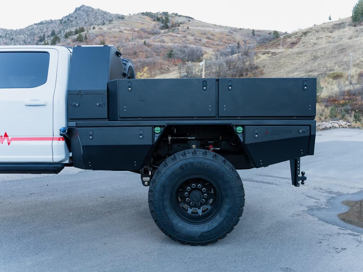 2025 Adrenalin Overkill 6-Door