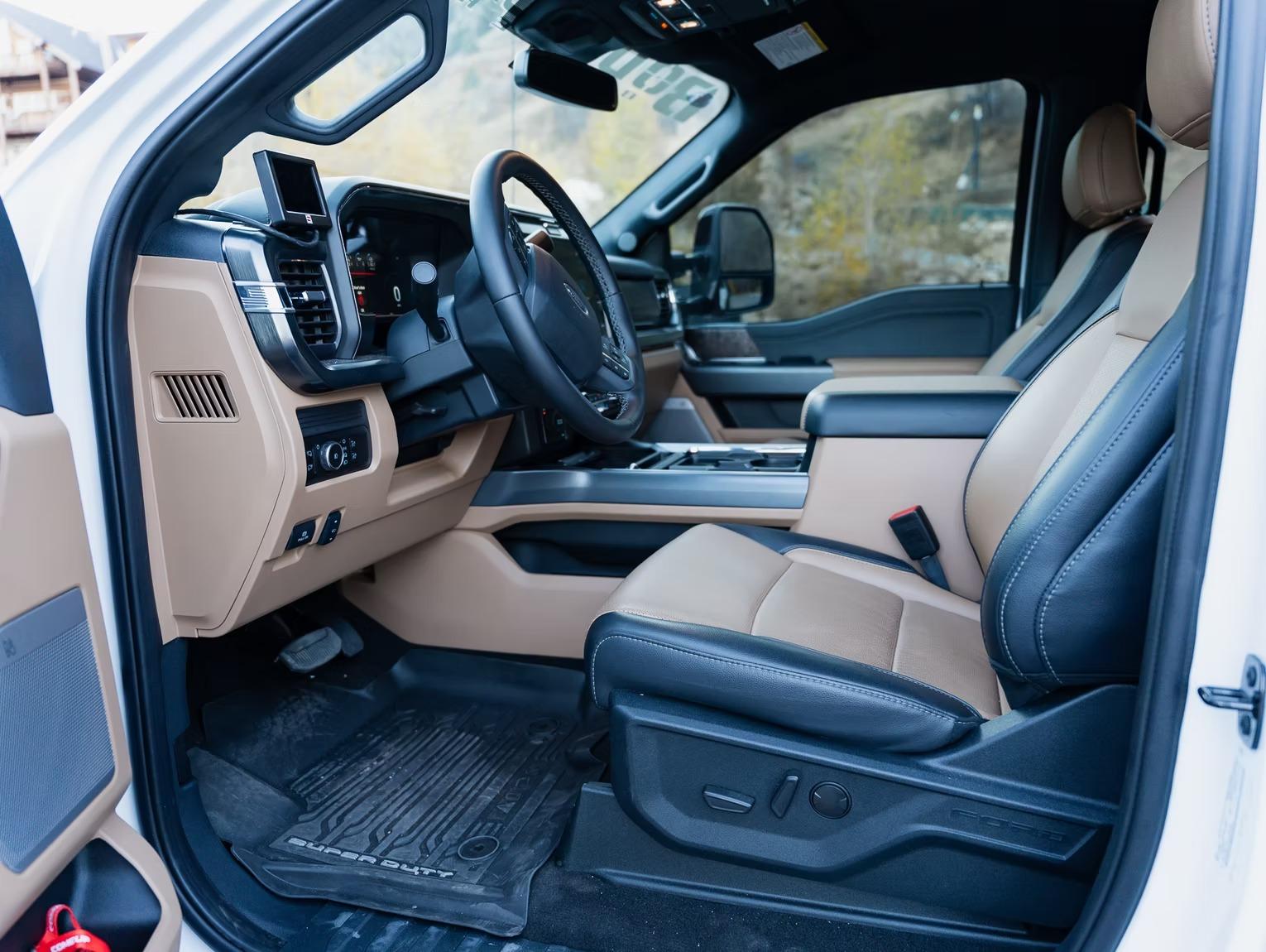 2025 Adrenalin Overkill 6-Door