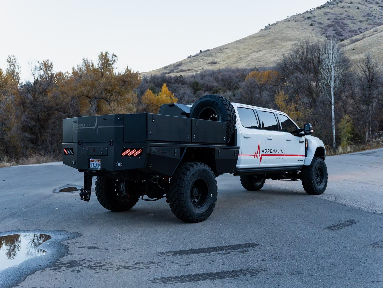 2025 Adrenalin Overkill 6-Door - 3