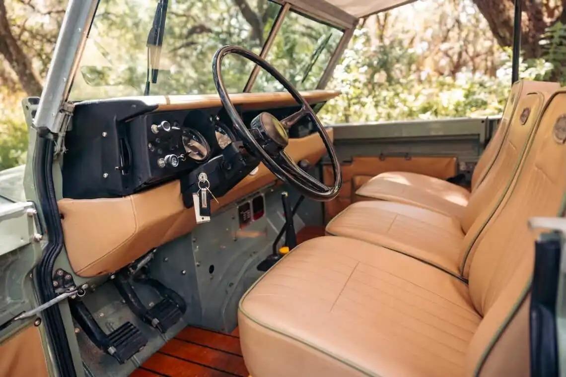 1973 Land Rover Series III 88