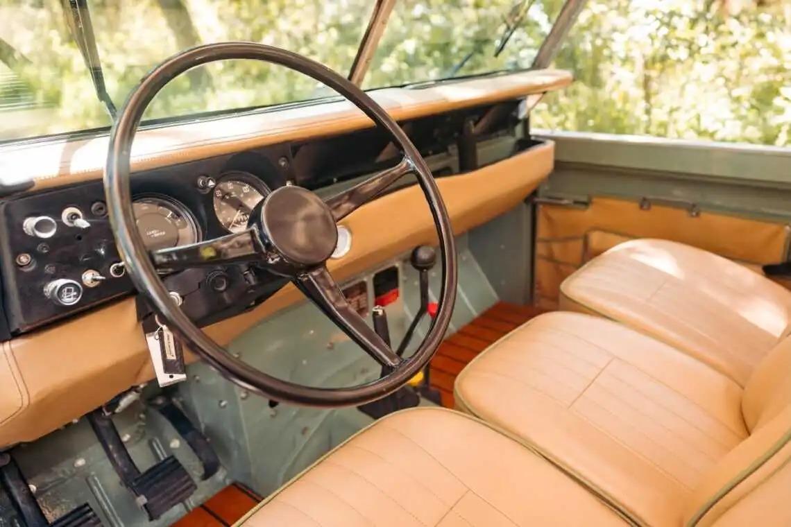 1973 Land Rover Series III 88