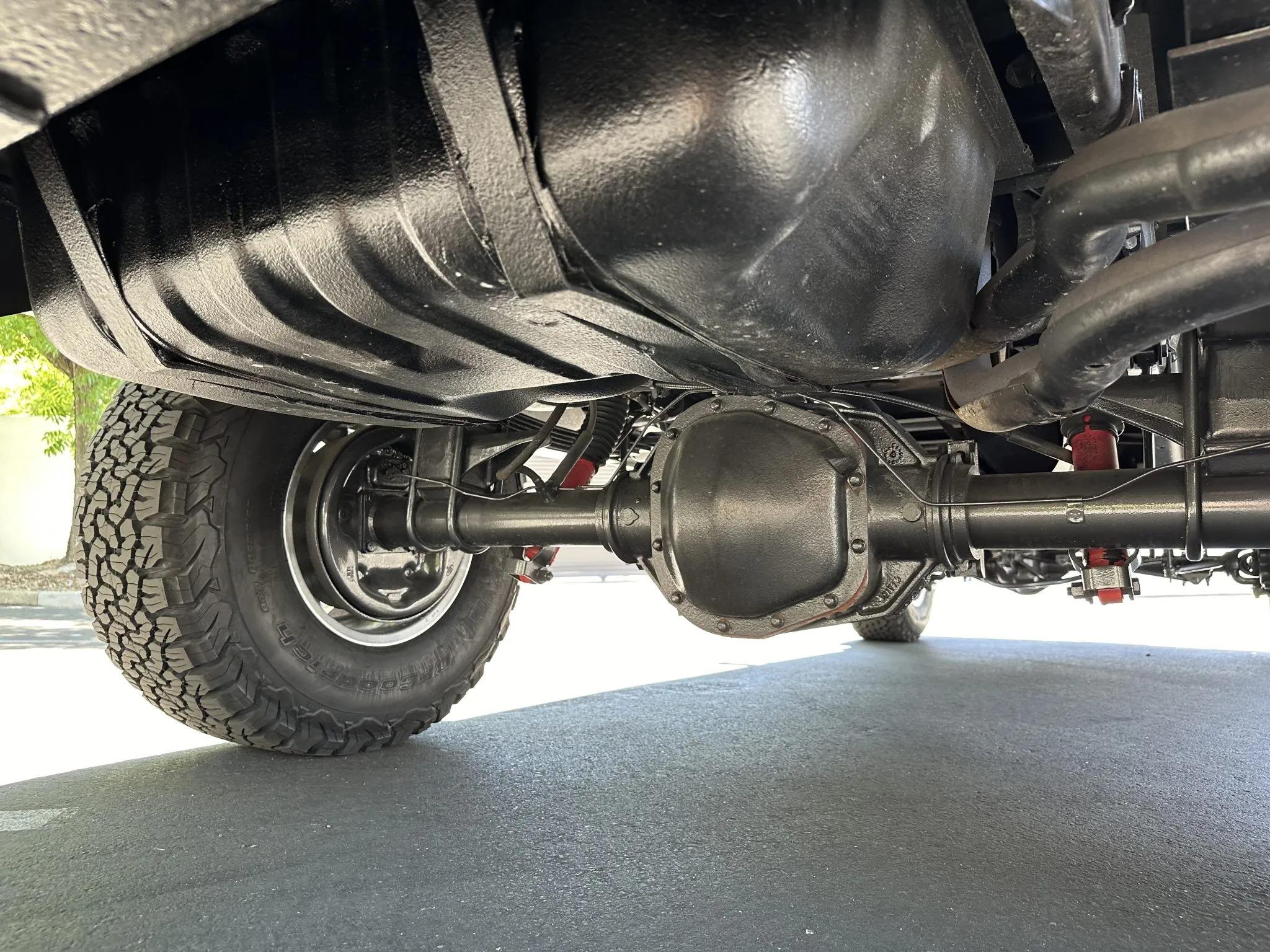 1990 Ford C-350 Centurion