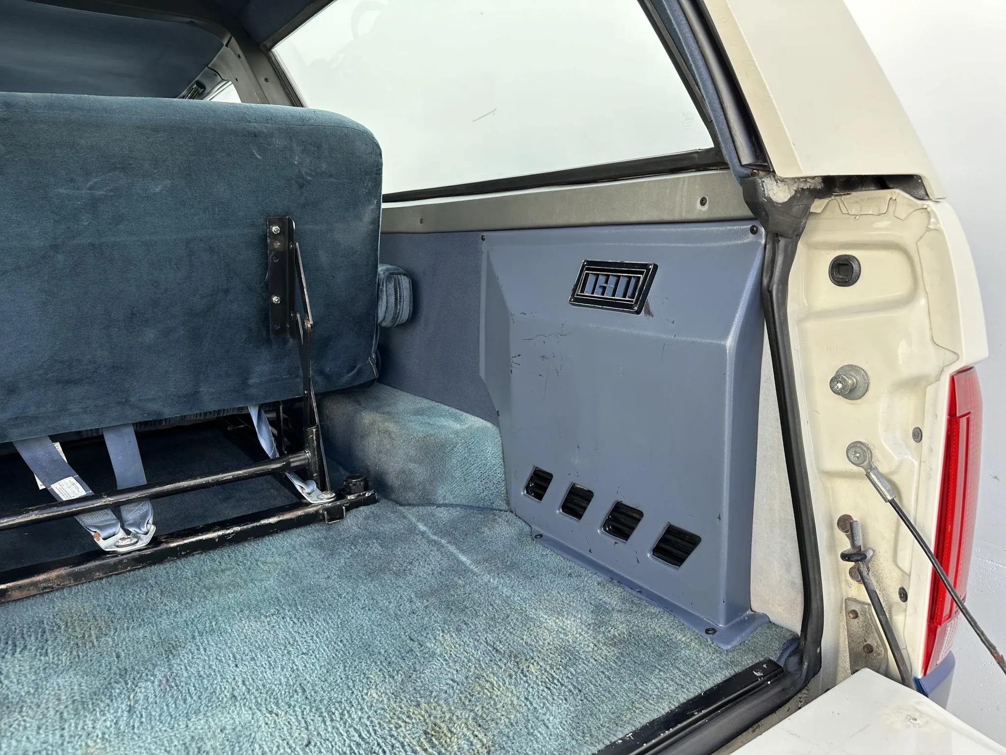 1990 Ford C-350 Centurion