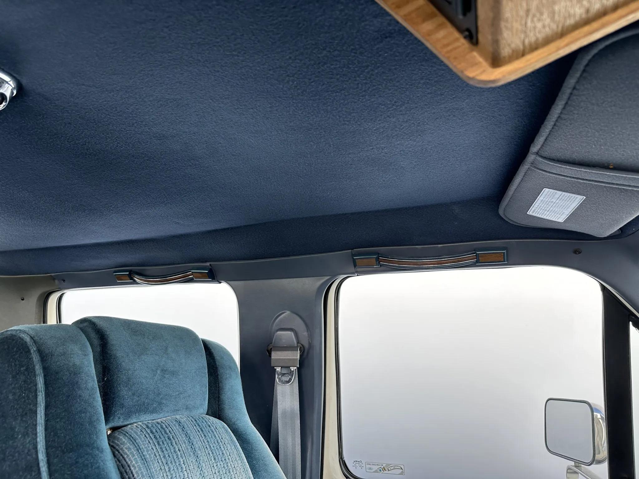 1990 Ford C-350 Centurion