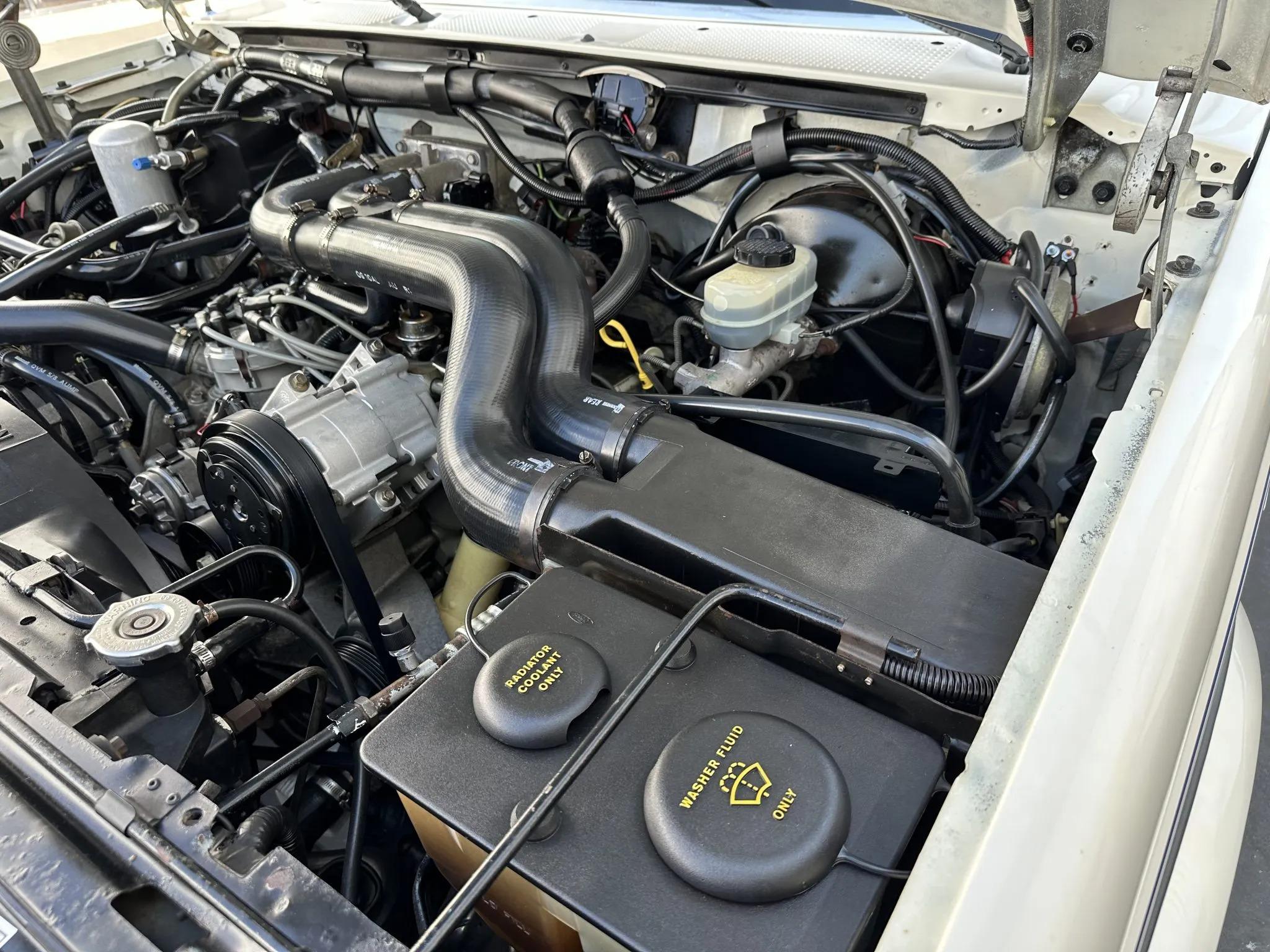 1990 Ford C-350 Centurion