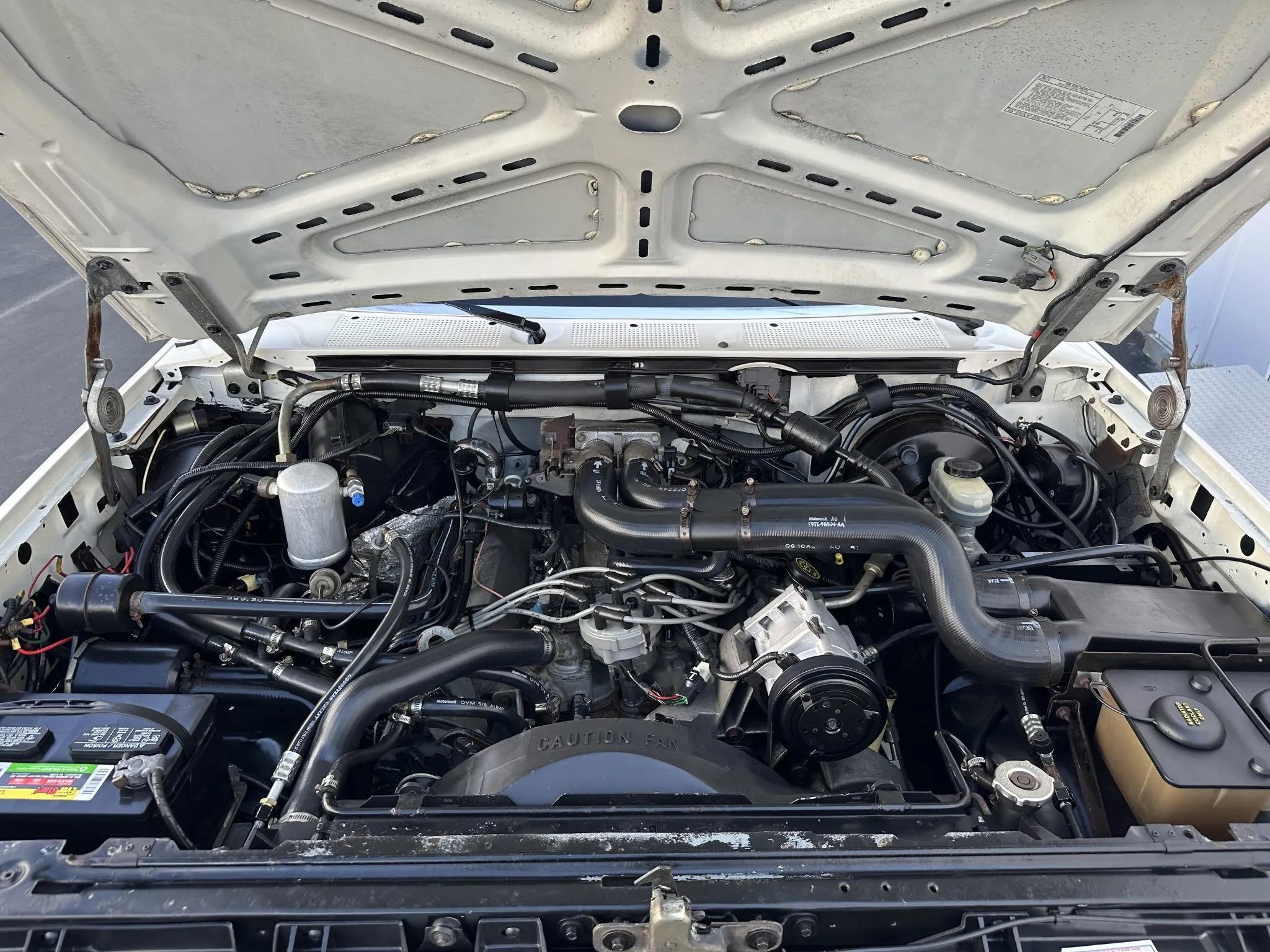 1990 Ford C-350 Centurion