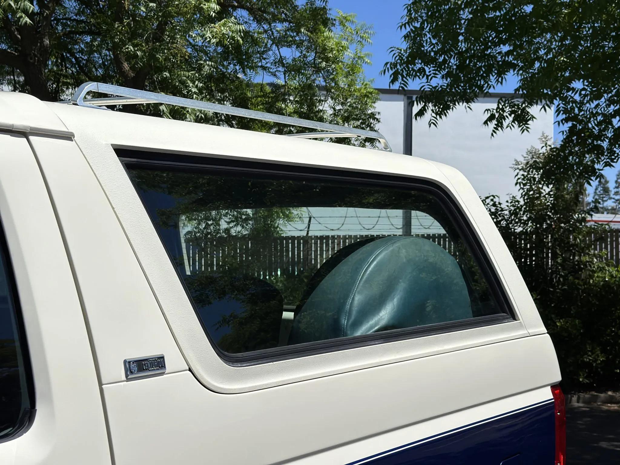 1990 Ford C-350 Centurion