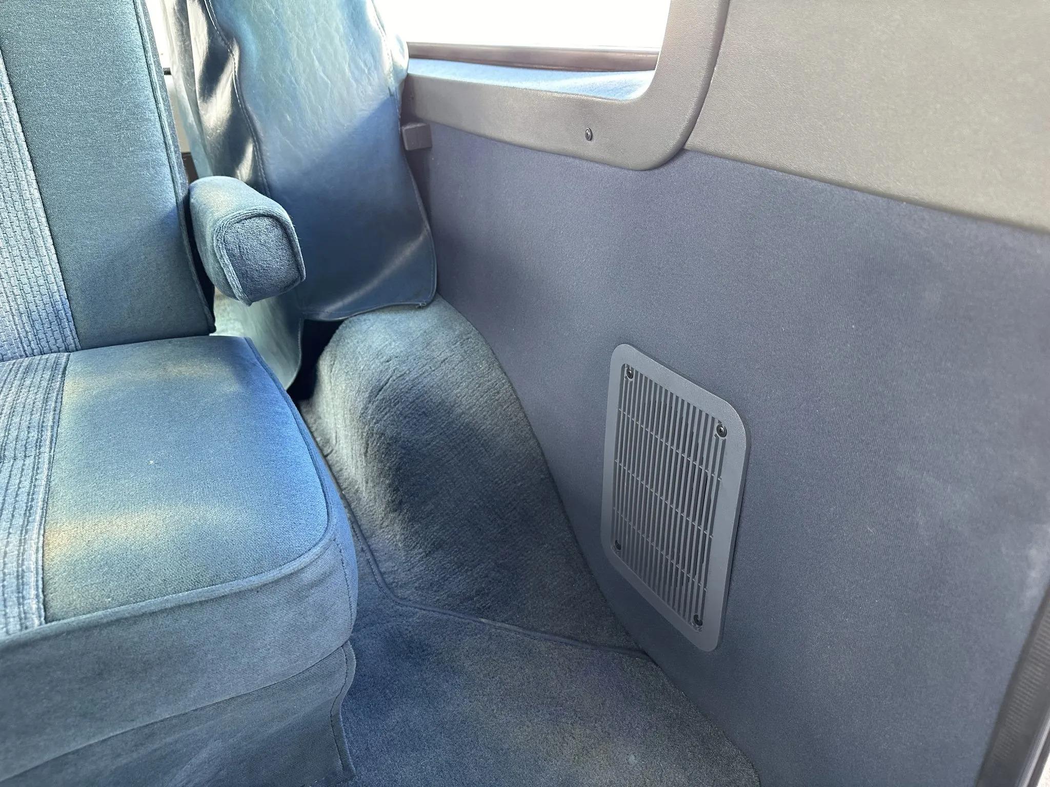 1990 Ford C-350 Centurion