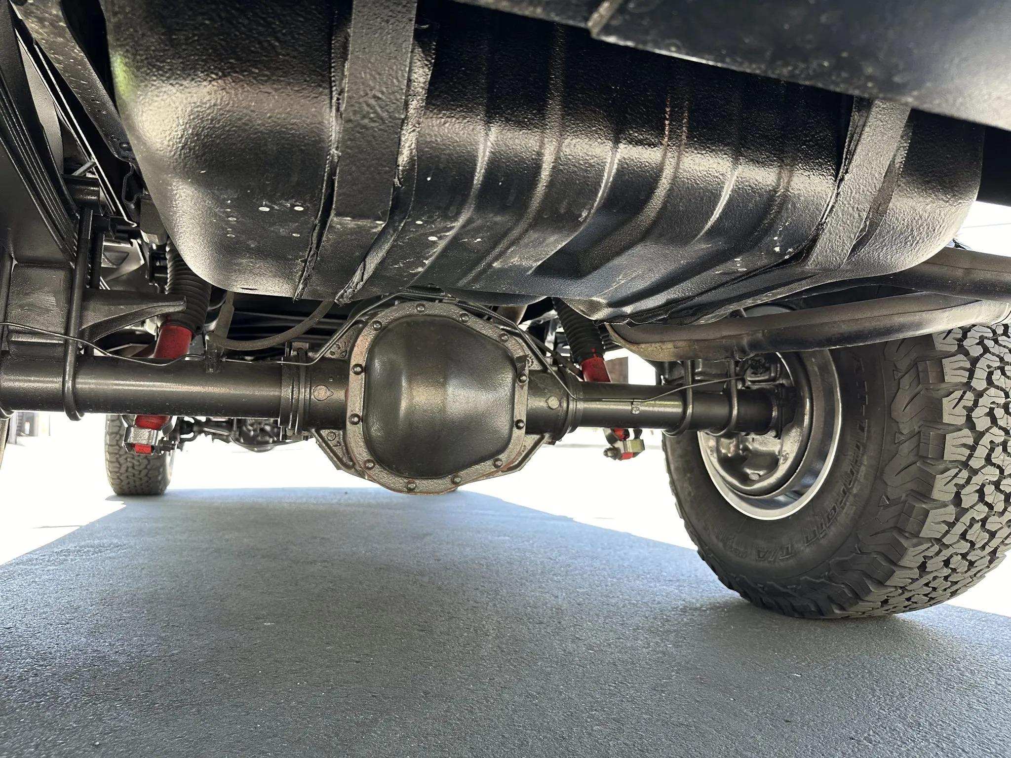 1990 Ford C-350 Centurion