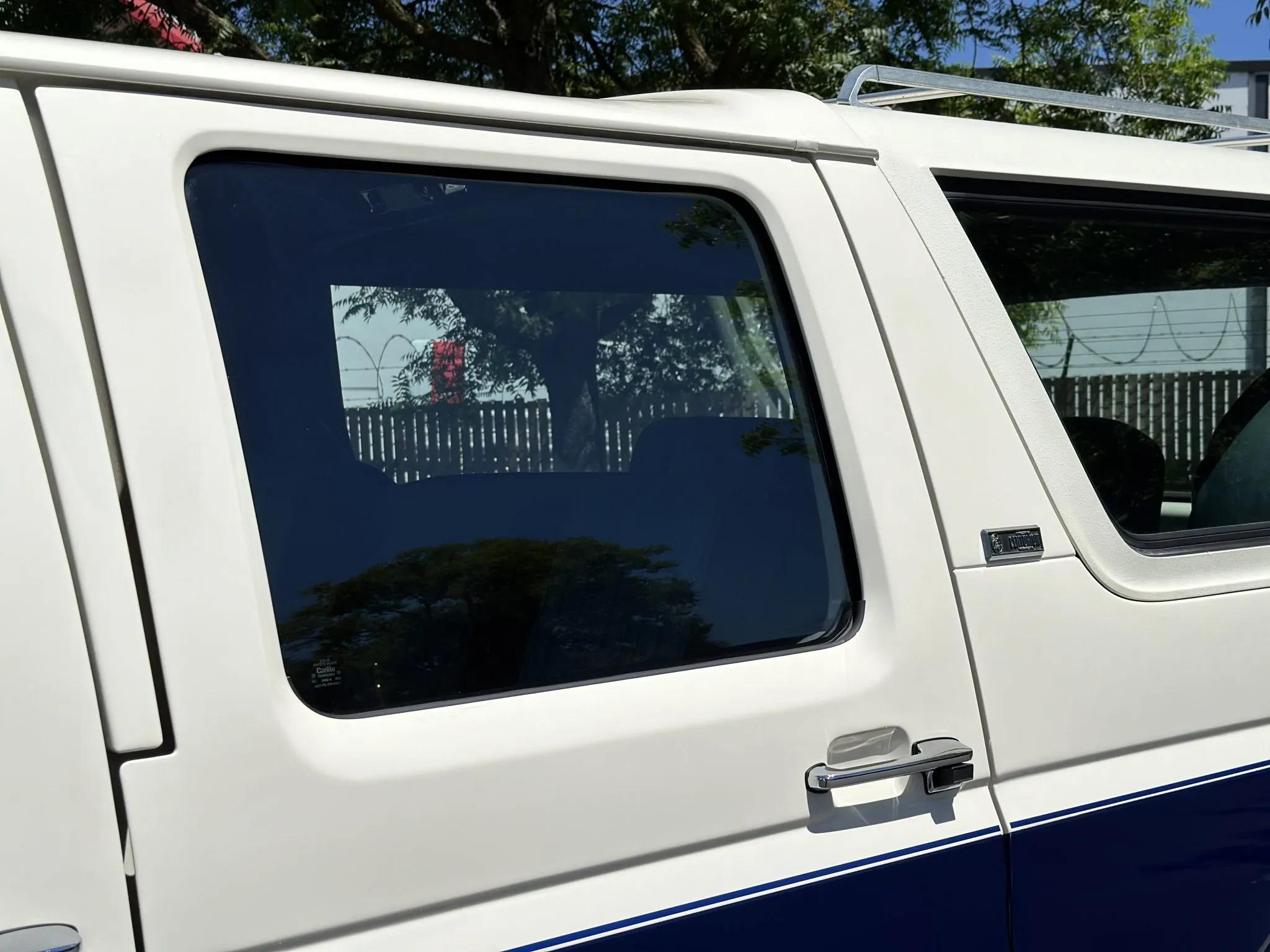 1990 Ford C-350 Centurion