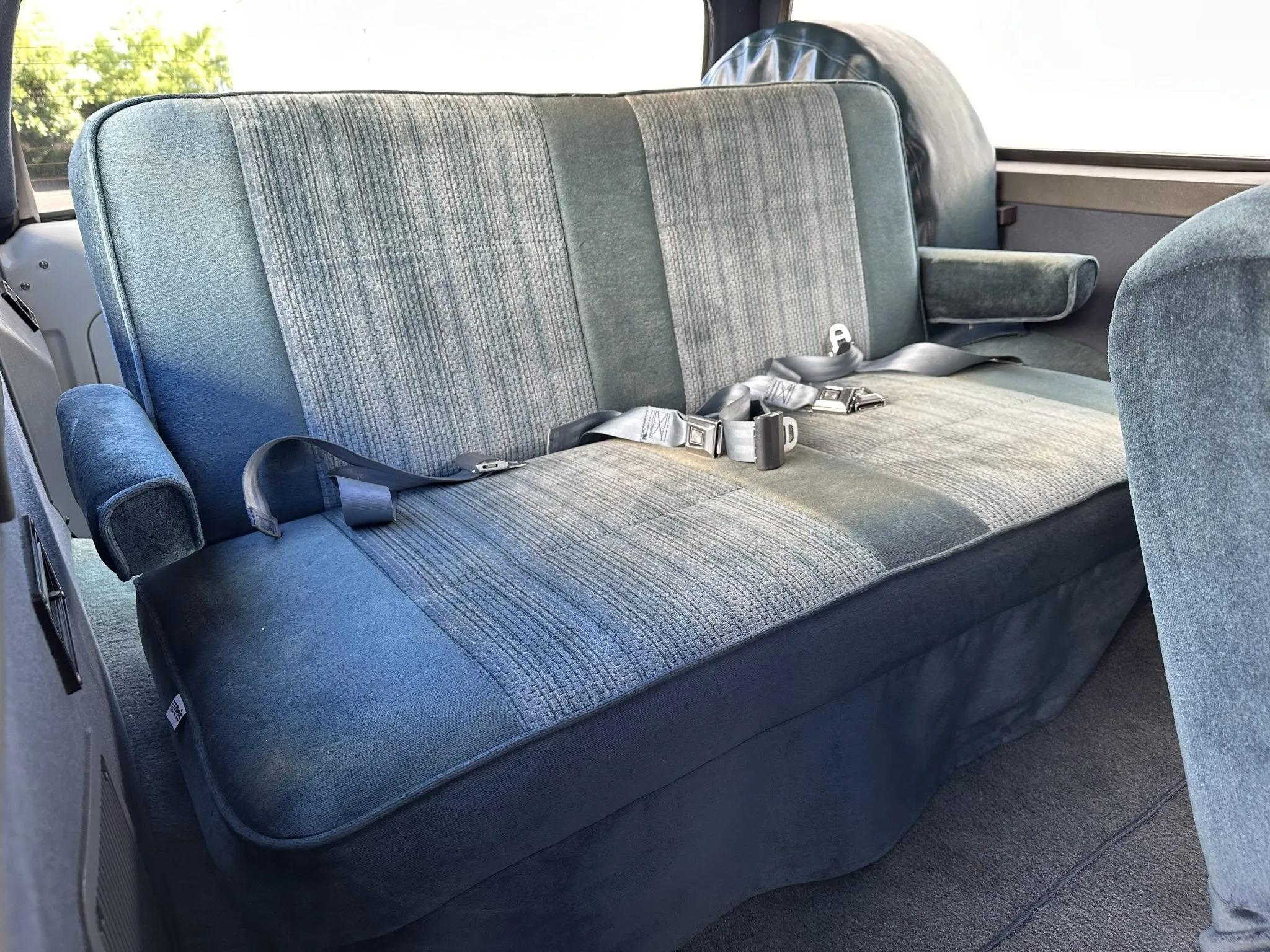 1990 Ford C-350 Centurion