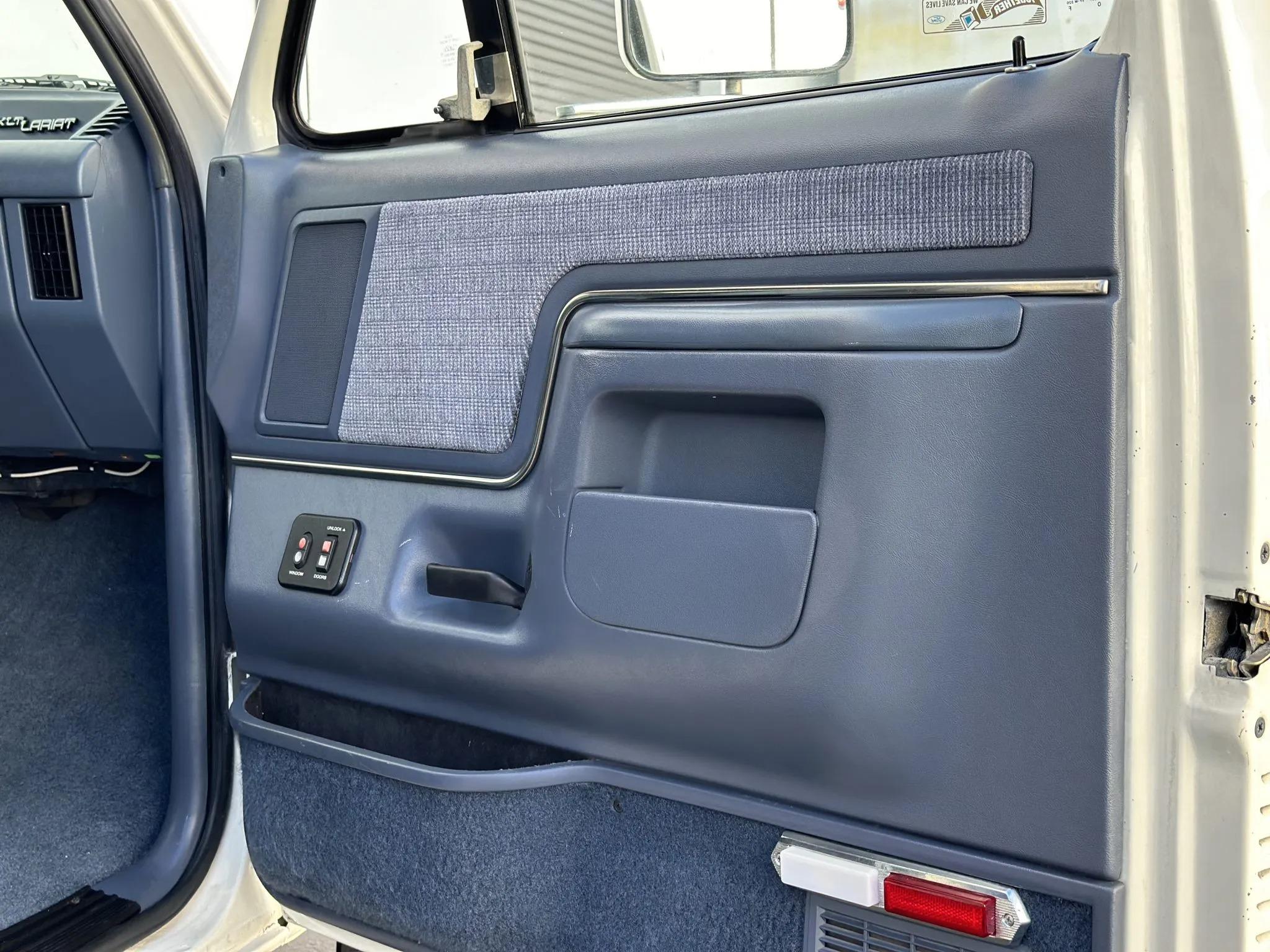 1990 Ford C-350 Centurion