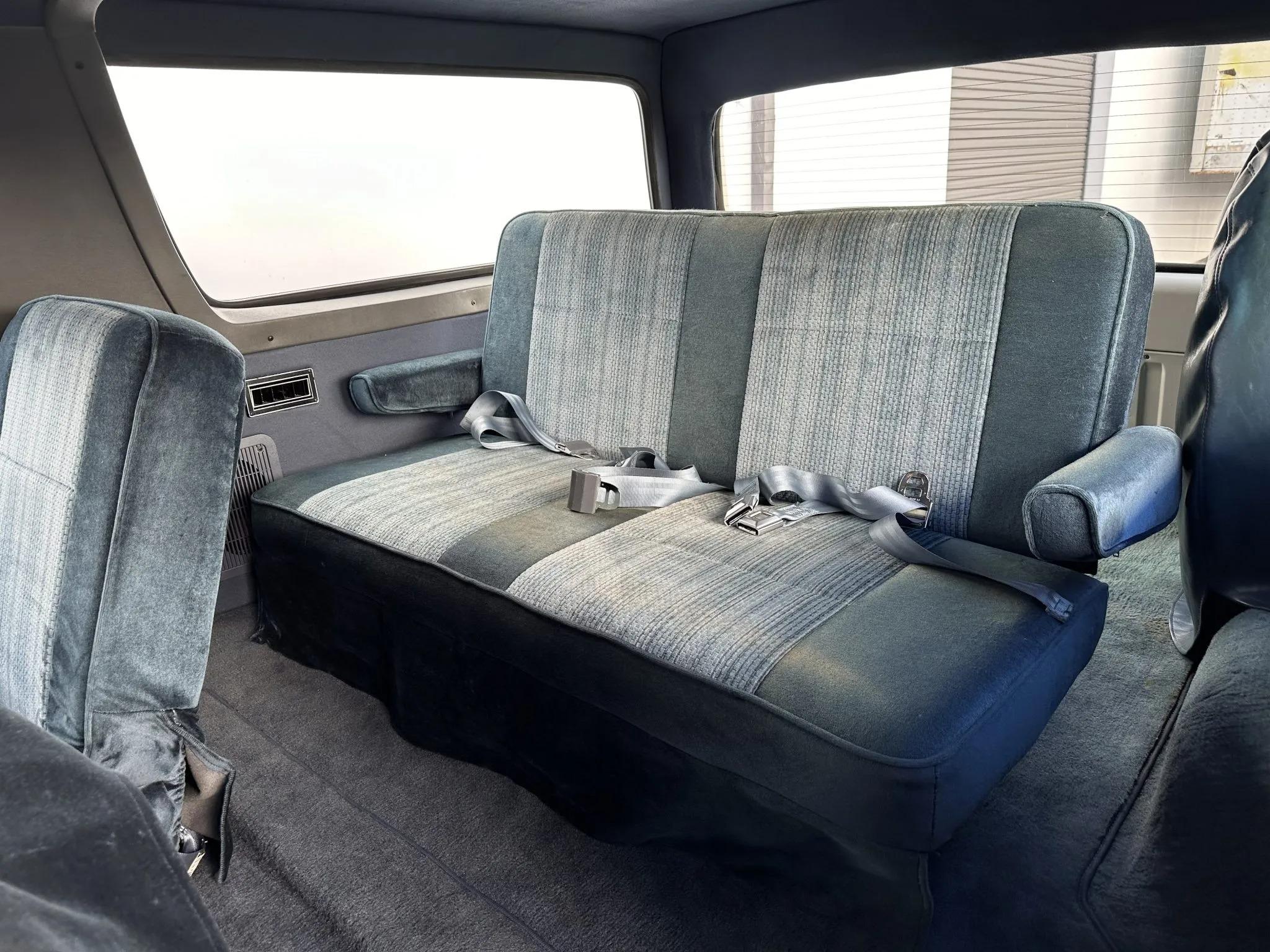 1990 Ford C-350 Centurion