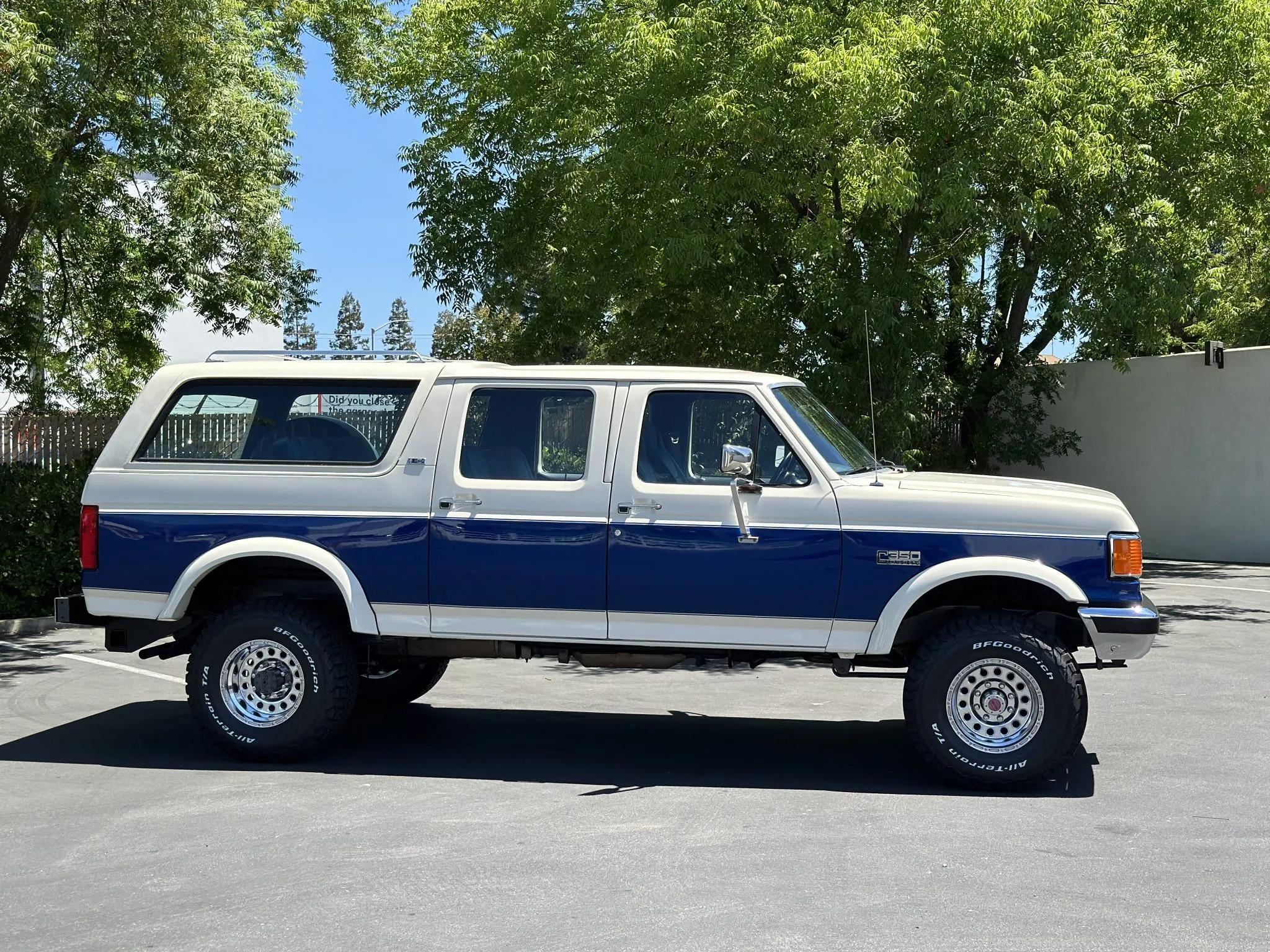 1990 Ford C-350 Centurion