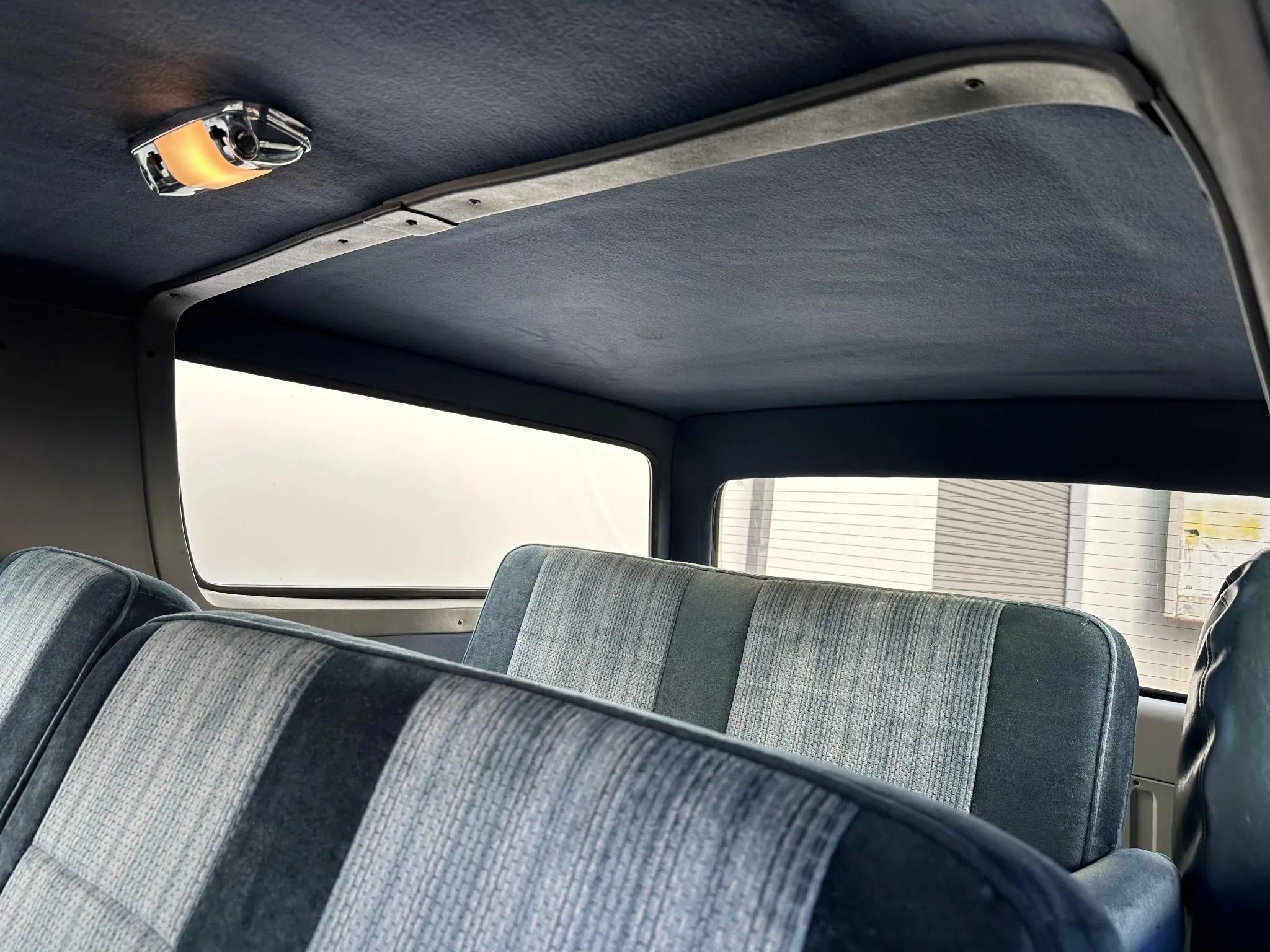 1990 Ford C-350 Centurion