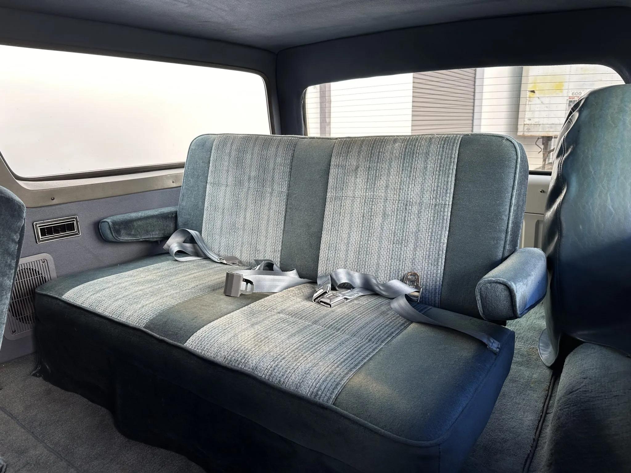 1990 Ford C-350 Centurion