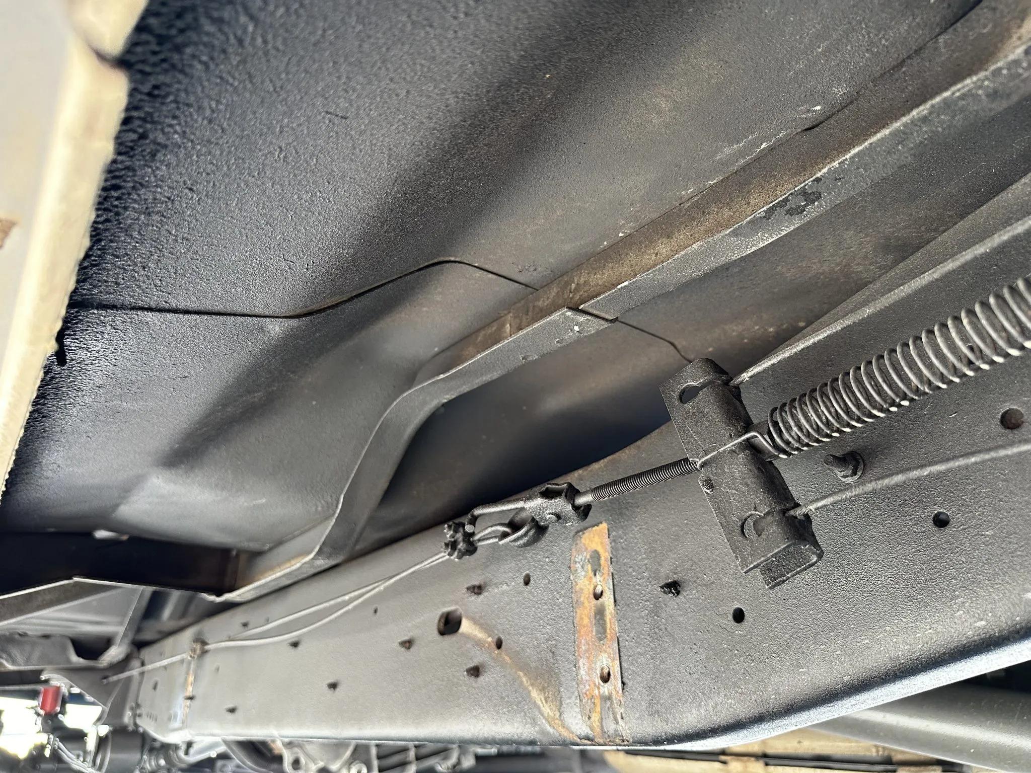 1990 Ford C-350 Centurion