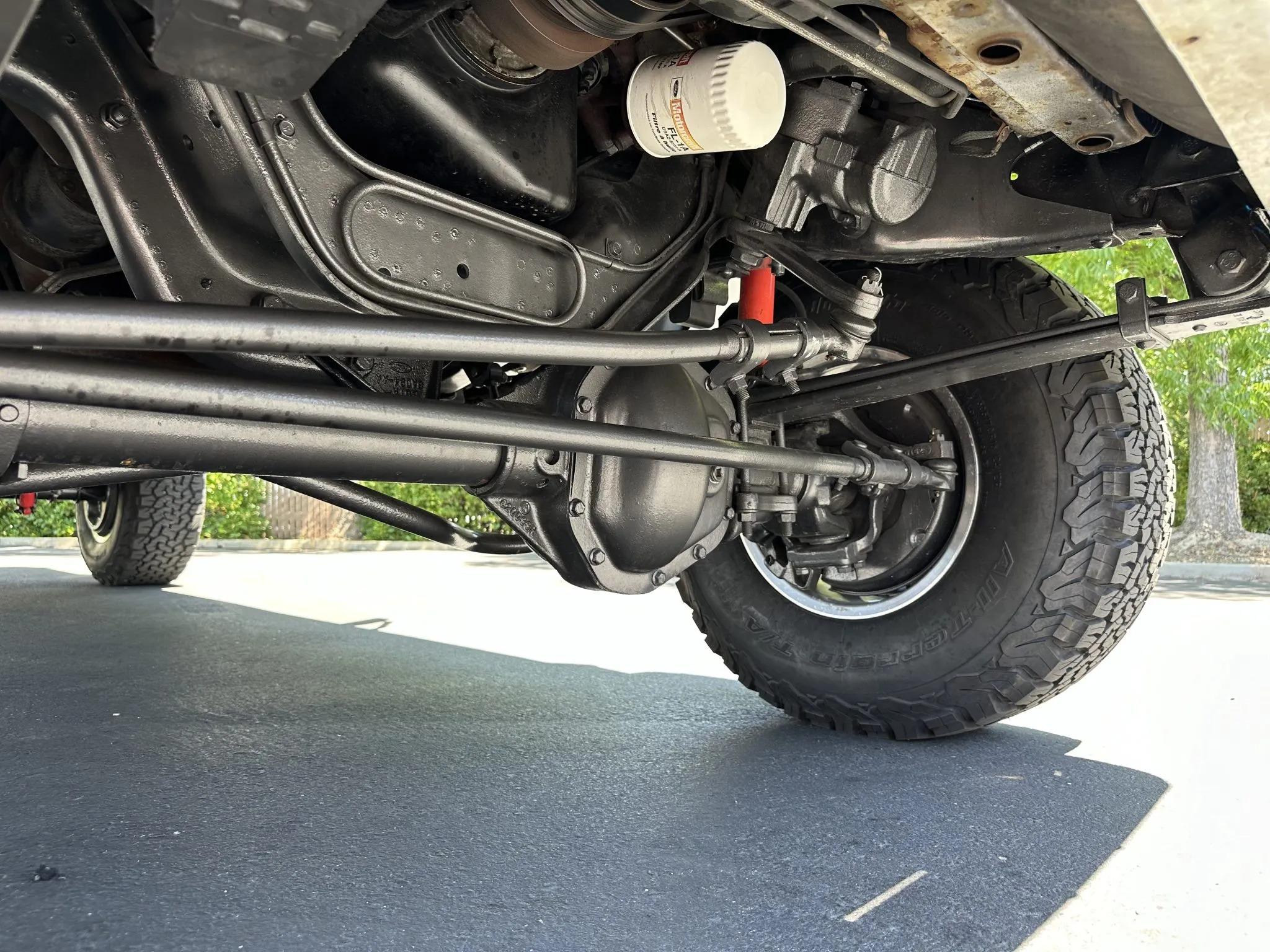 1990 Ford C-350 Centurion