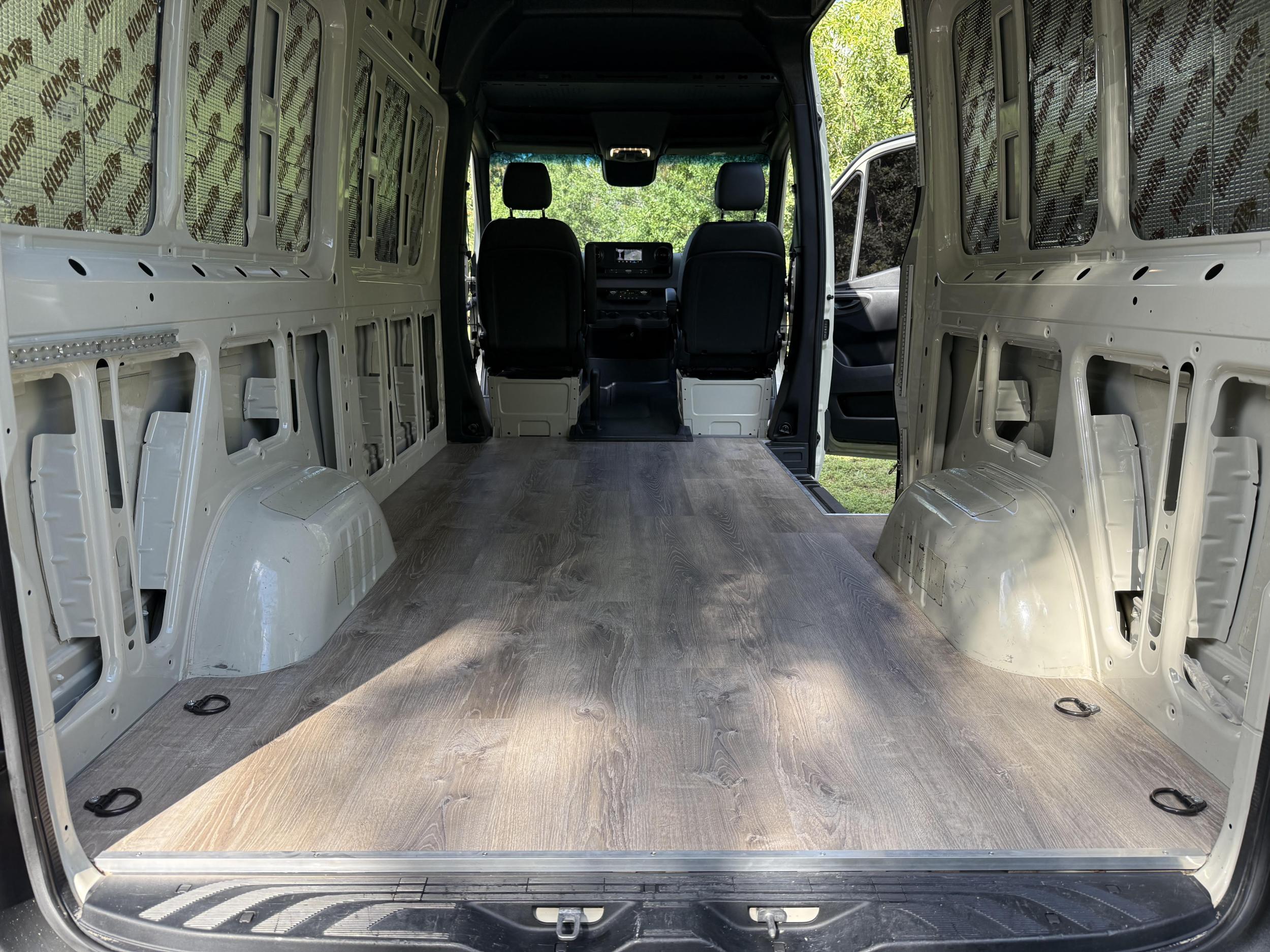 2023 Mercedes-Benz Sprinter 2500