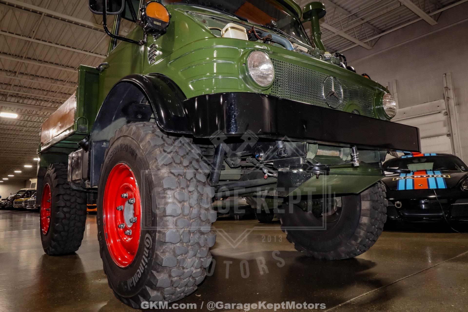 1990 Mercedes-Benz Unimog FLU419