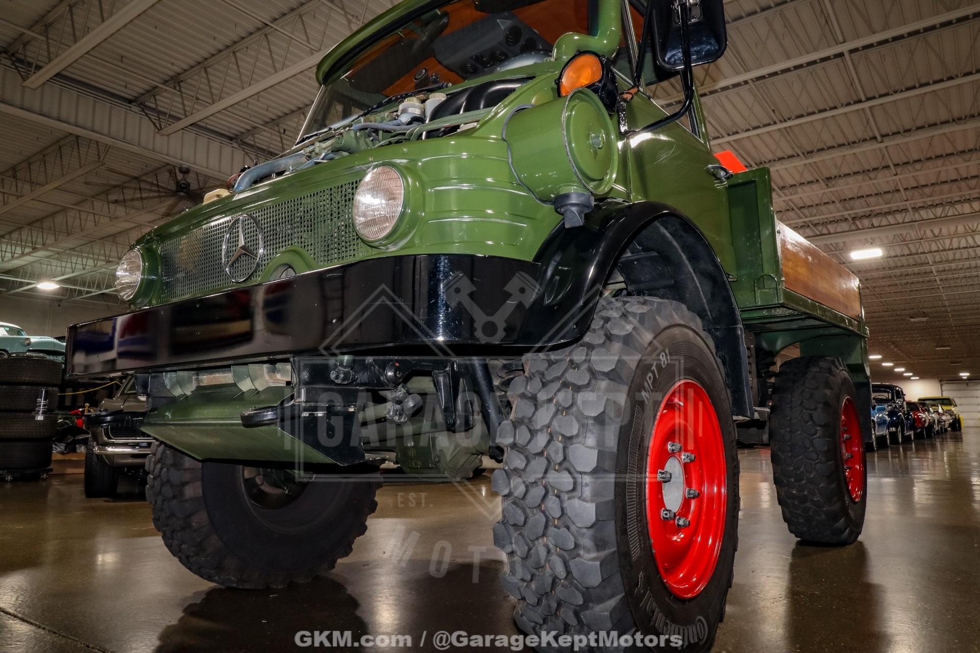 1990 Mercedes-Benz Unimog FLU419