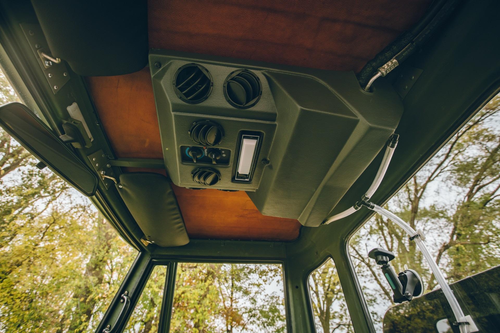 1990 Mercedes-Benz Unimog FLU419