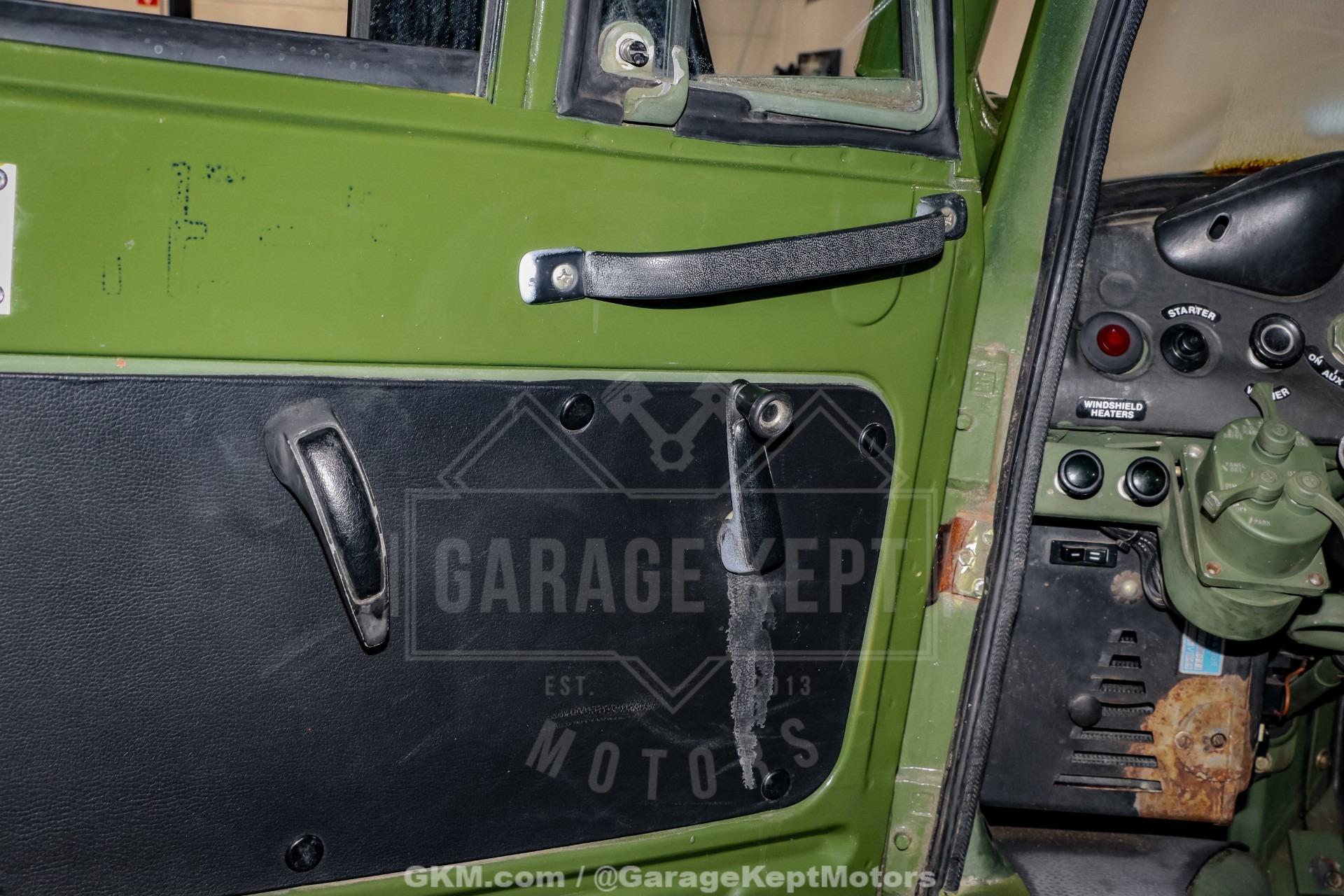 1990 Mercedes-Benz Unimog FLU419