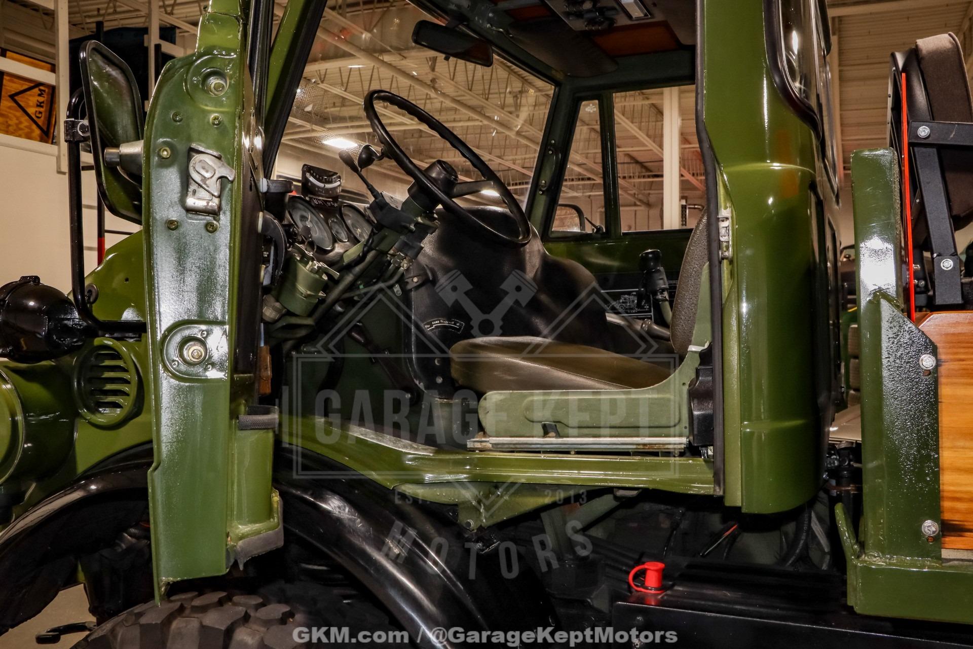 1990 Mercedes-Benz Unimog FLU419