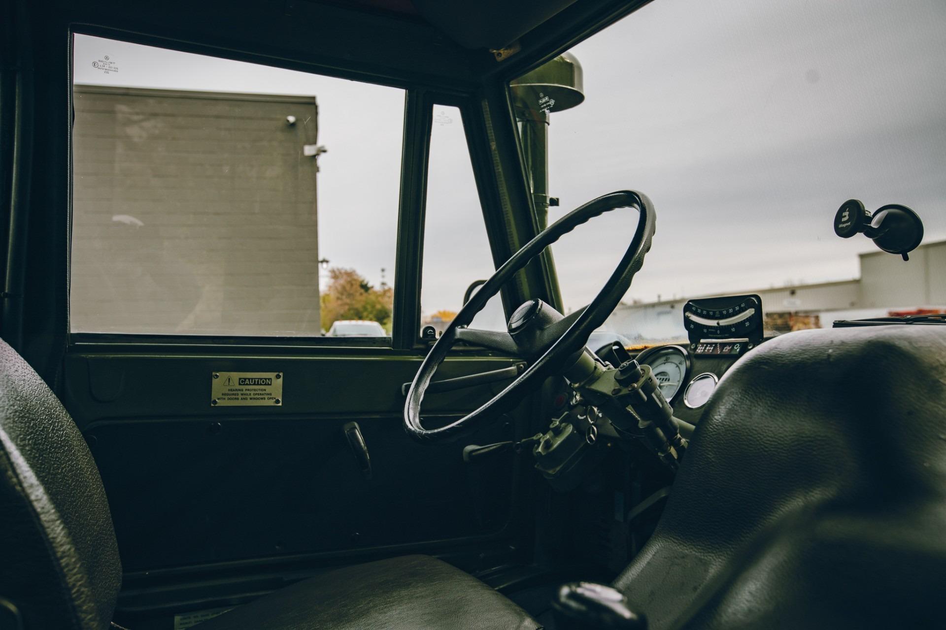 1990 Mercedes-Benz Unimog FLU419