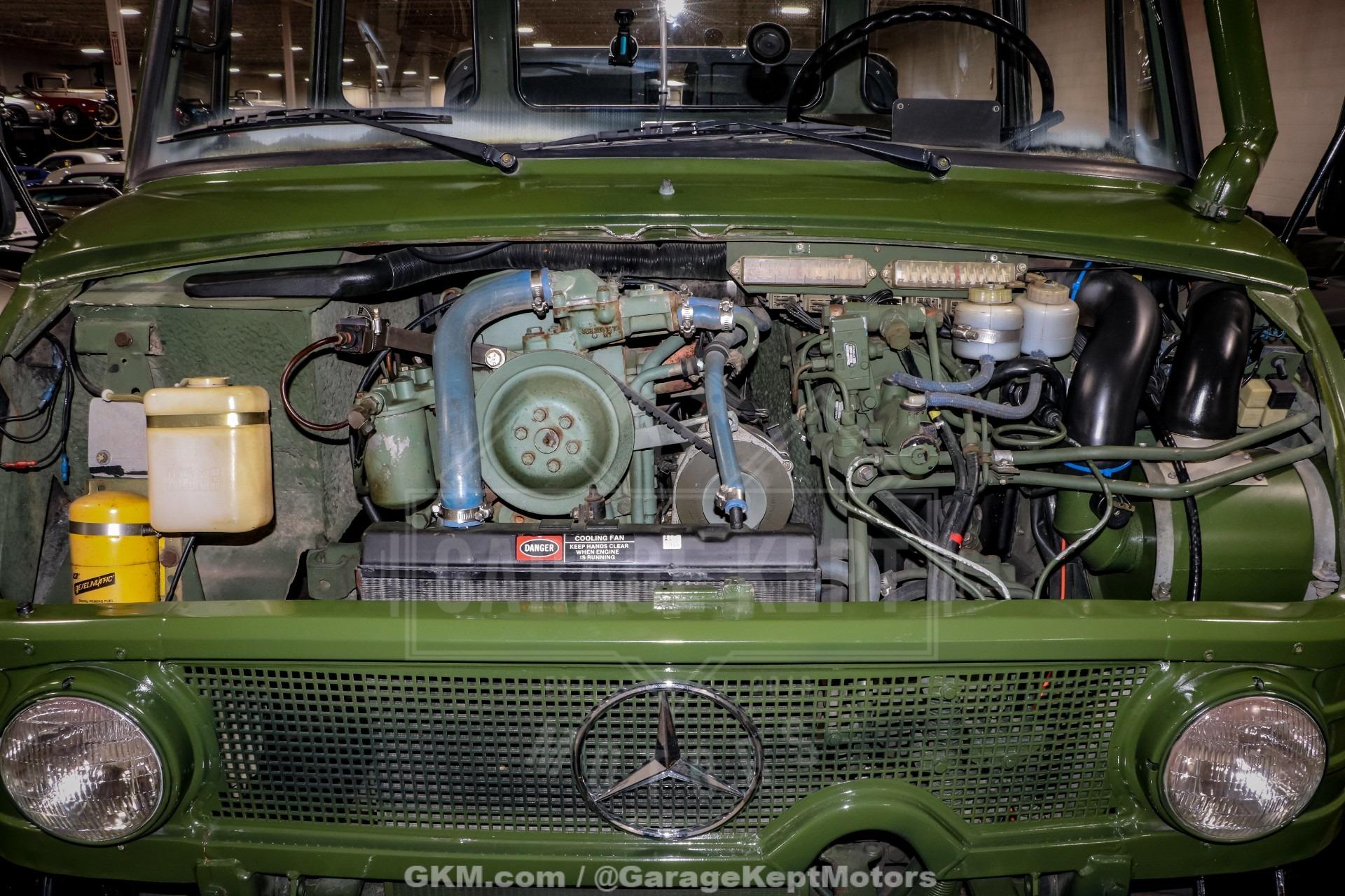 1990 Mercedes-Benz Unimog FLU419