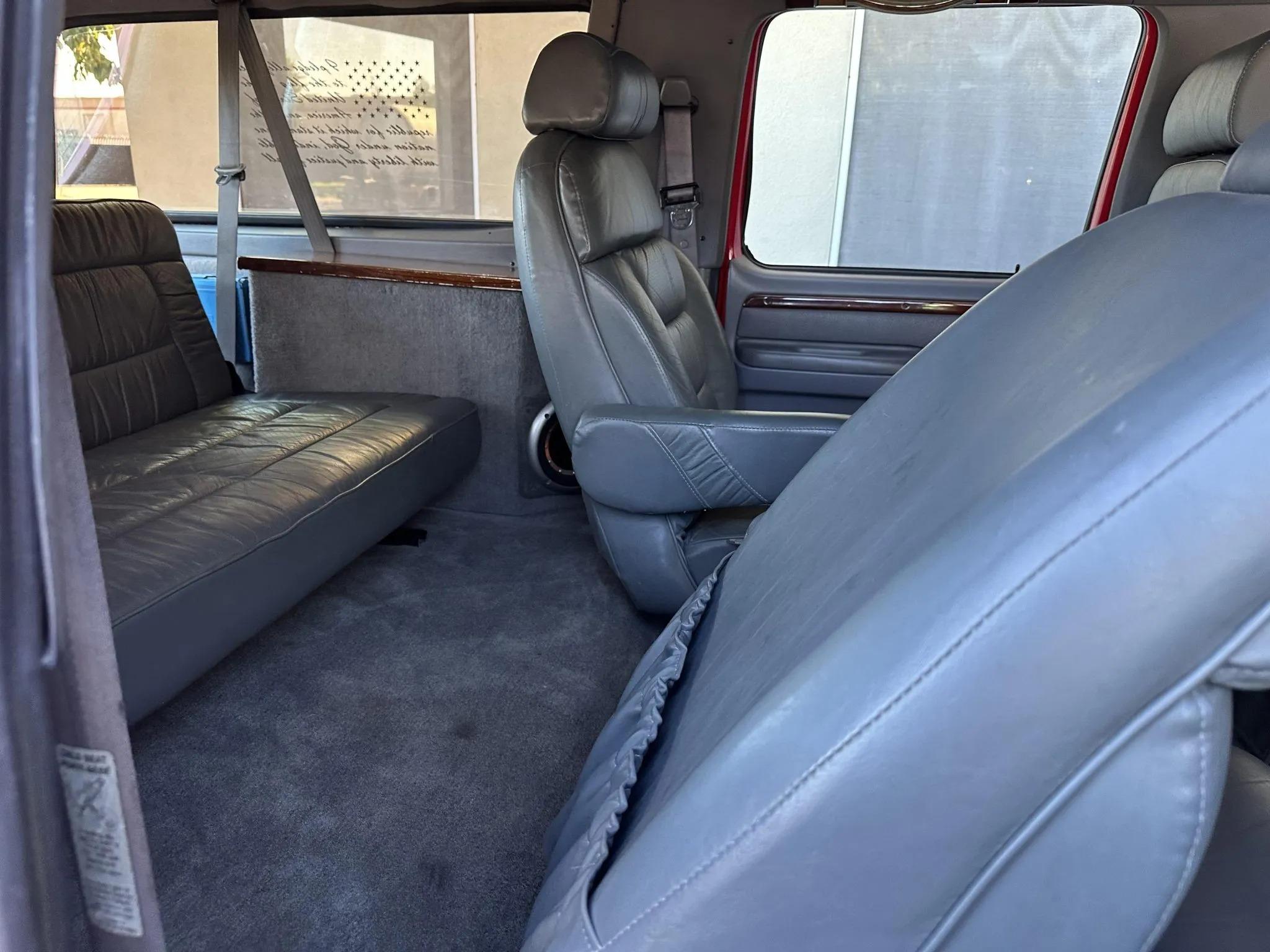 7.3L Power Stroke-Powered 1995 Ford C-350 Centurion 4×4