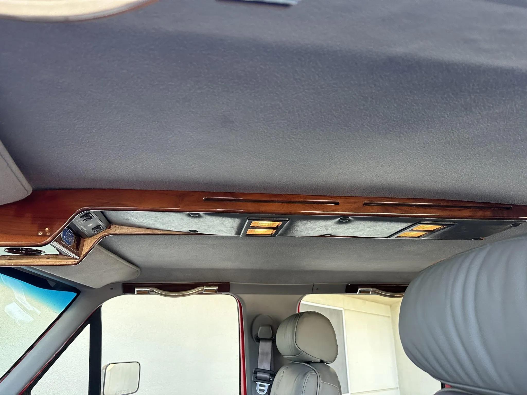 7.3L Power Stroke-Powered 1995 Ford C-350 Centurion 4×4