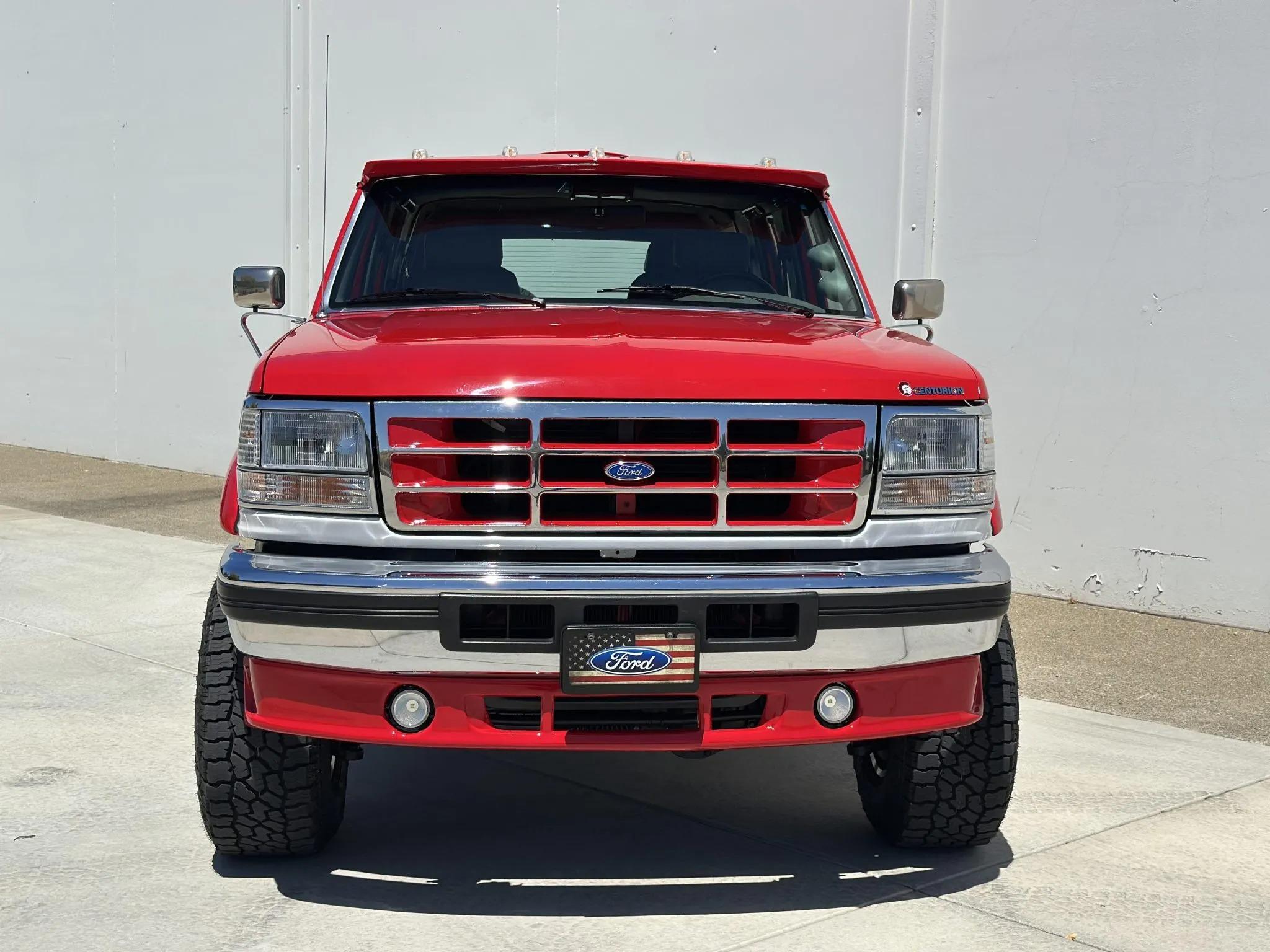 7.3L Power Stroke-Powered 1995 Ford C-350 Centurion 4×4