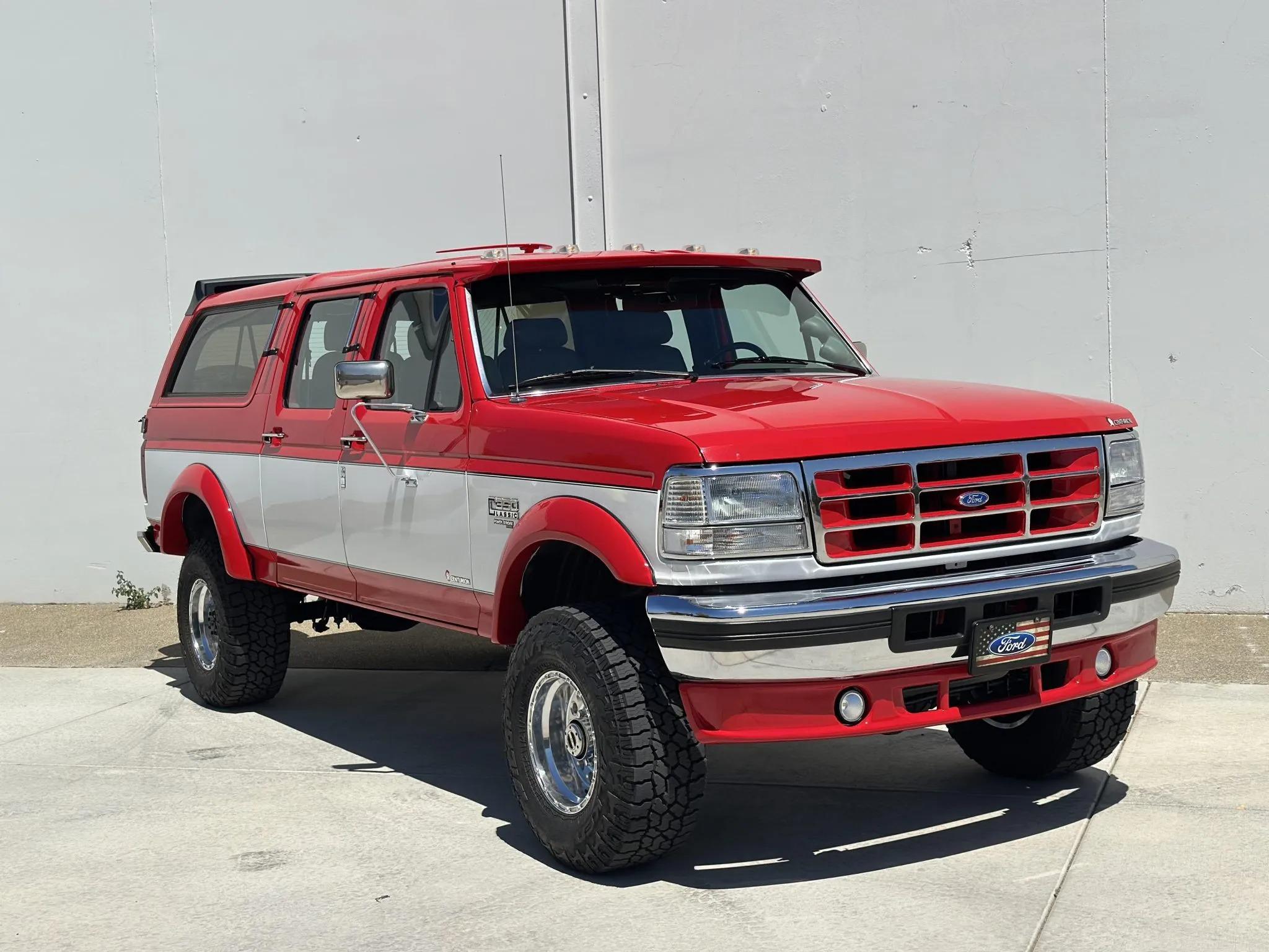 7.3L Power Stroke-Powered 1995 Ford C-350 Centurion 4×4 - 5