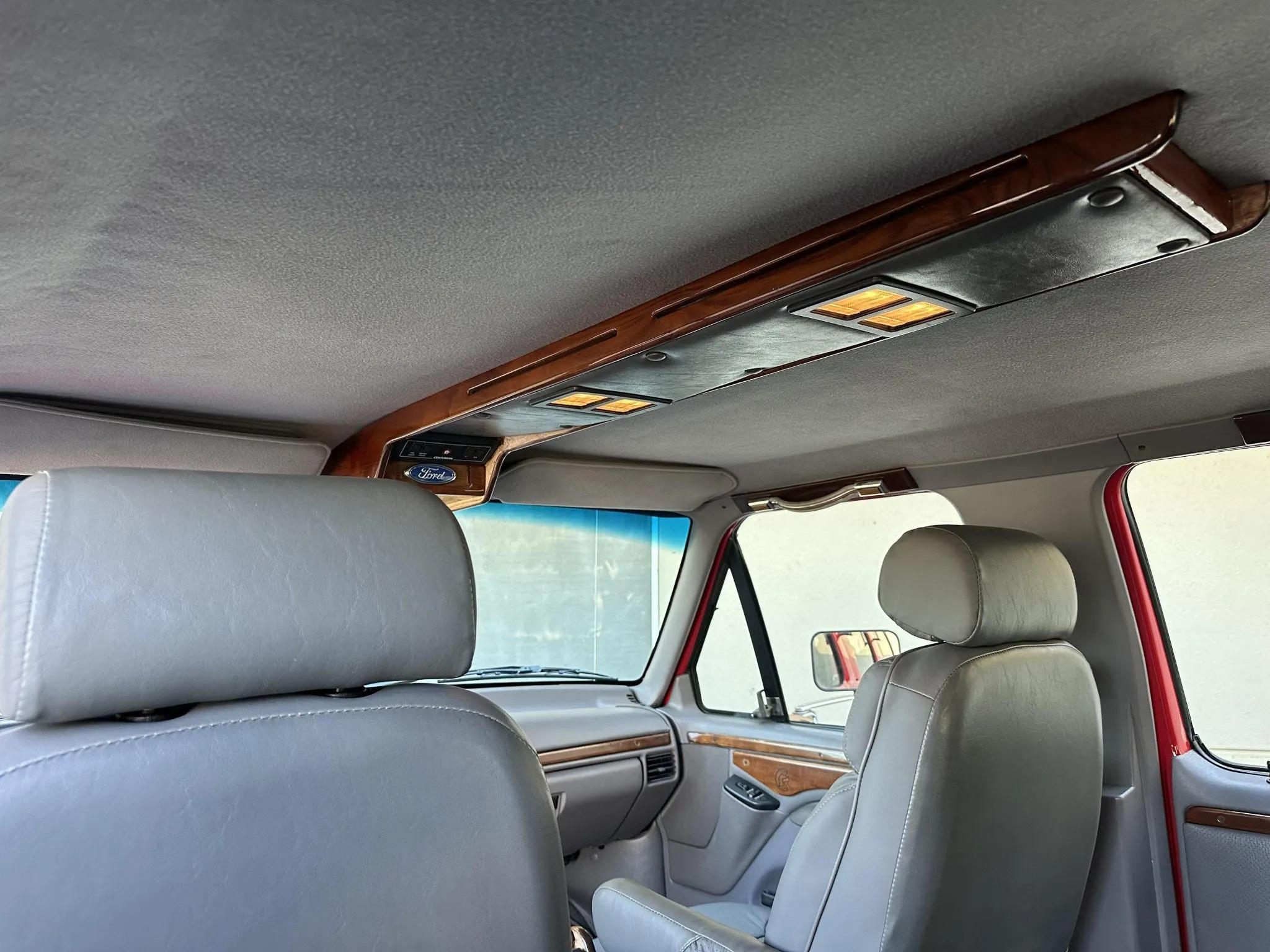 7.3L Power Stroke-Powered 1995 Ford C-350 Centurion 4×4