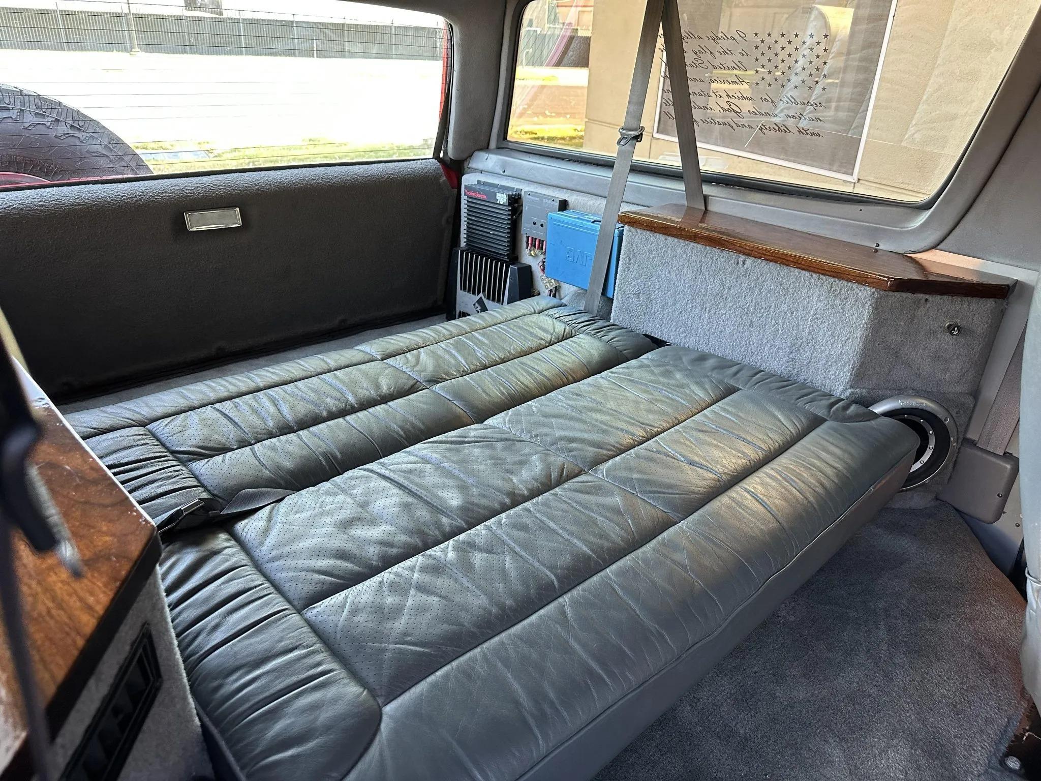 7.3L Power Stroke-Powered 1995 Ford C-350 Centurion 4×4