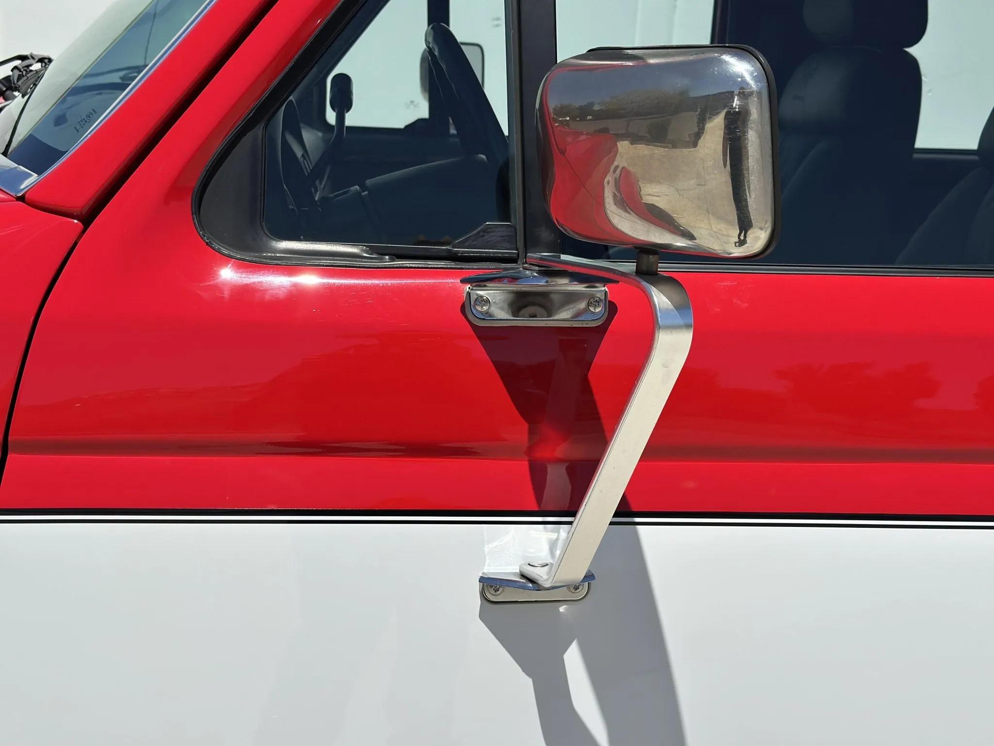 7.3L Power Stroke-Powered 1995 Ford C-350 Centurion 4×4